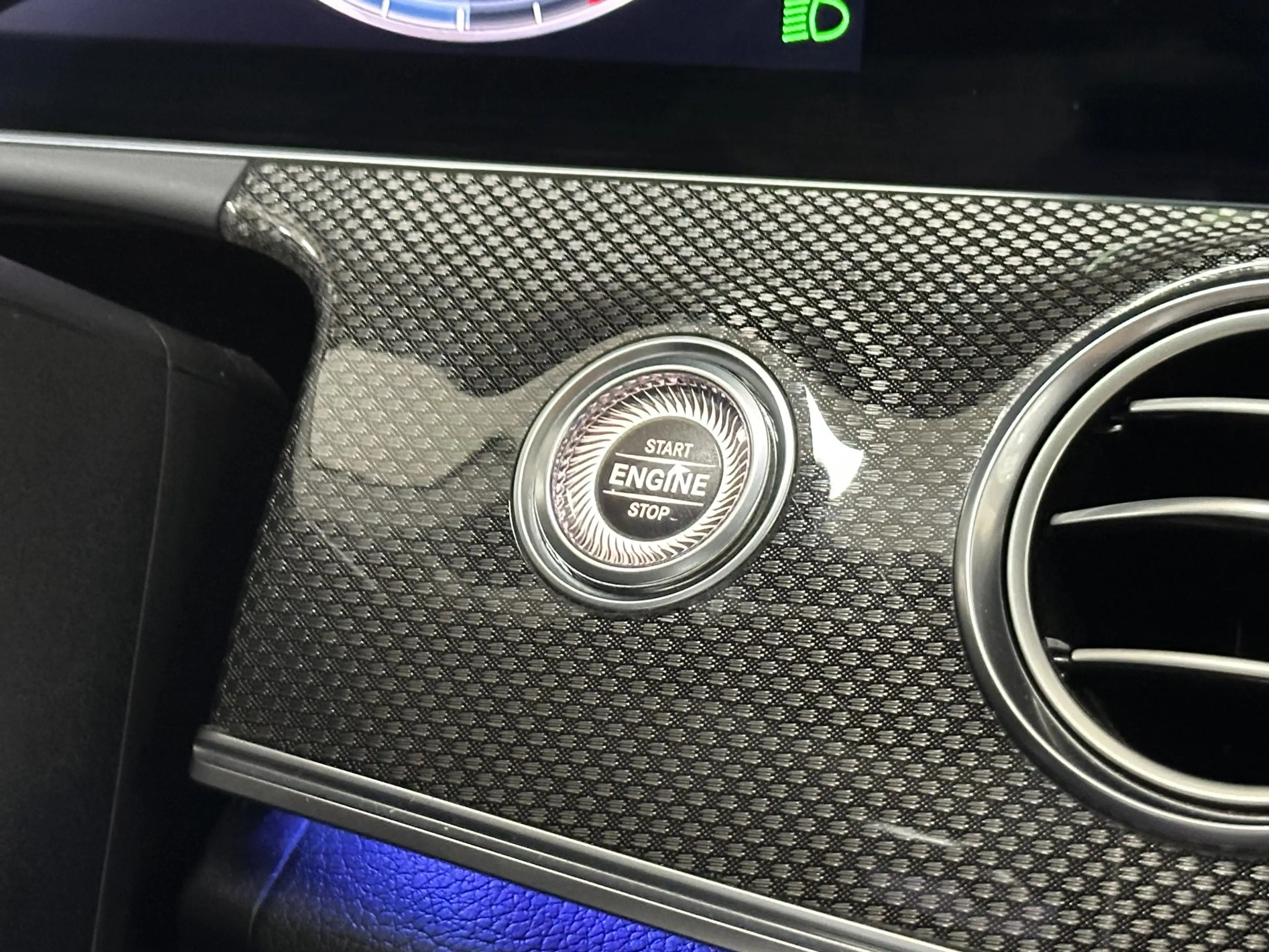 Mercedes-Benz E 400 Estate 4MATIC Premium Plus ELEKTRISCHE TRAKHAAK | — photo 33