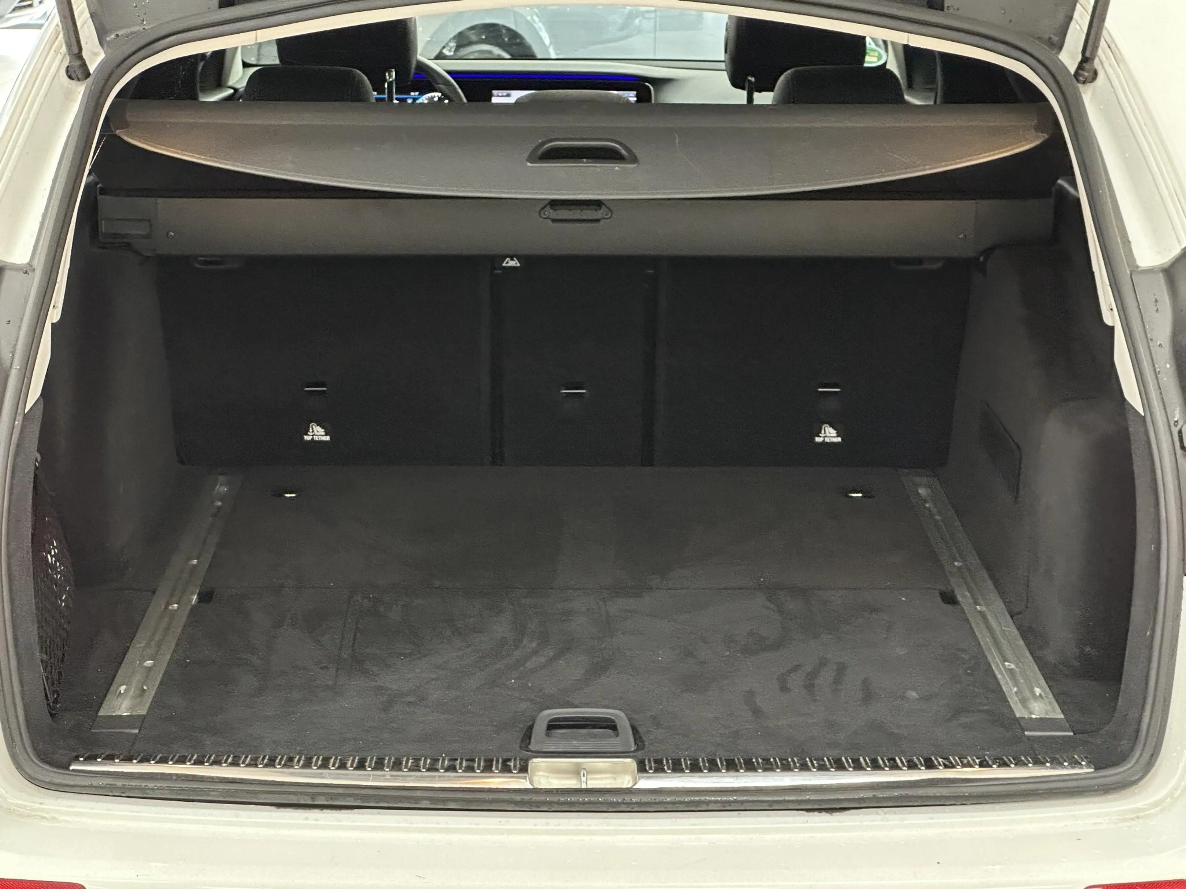 Mercedes-Benz E 400 Estate 4MATIC Premium Plus ELEKTRISCHE TRAKHAAK | — photo 9