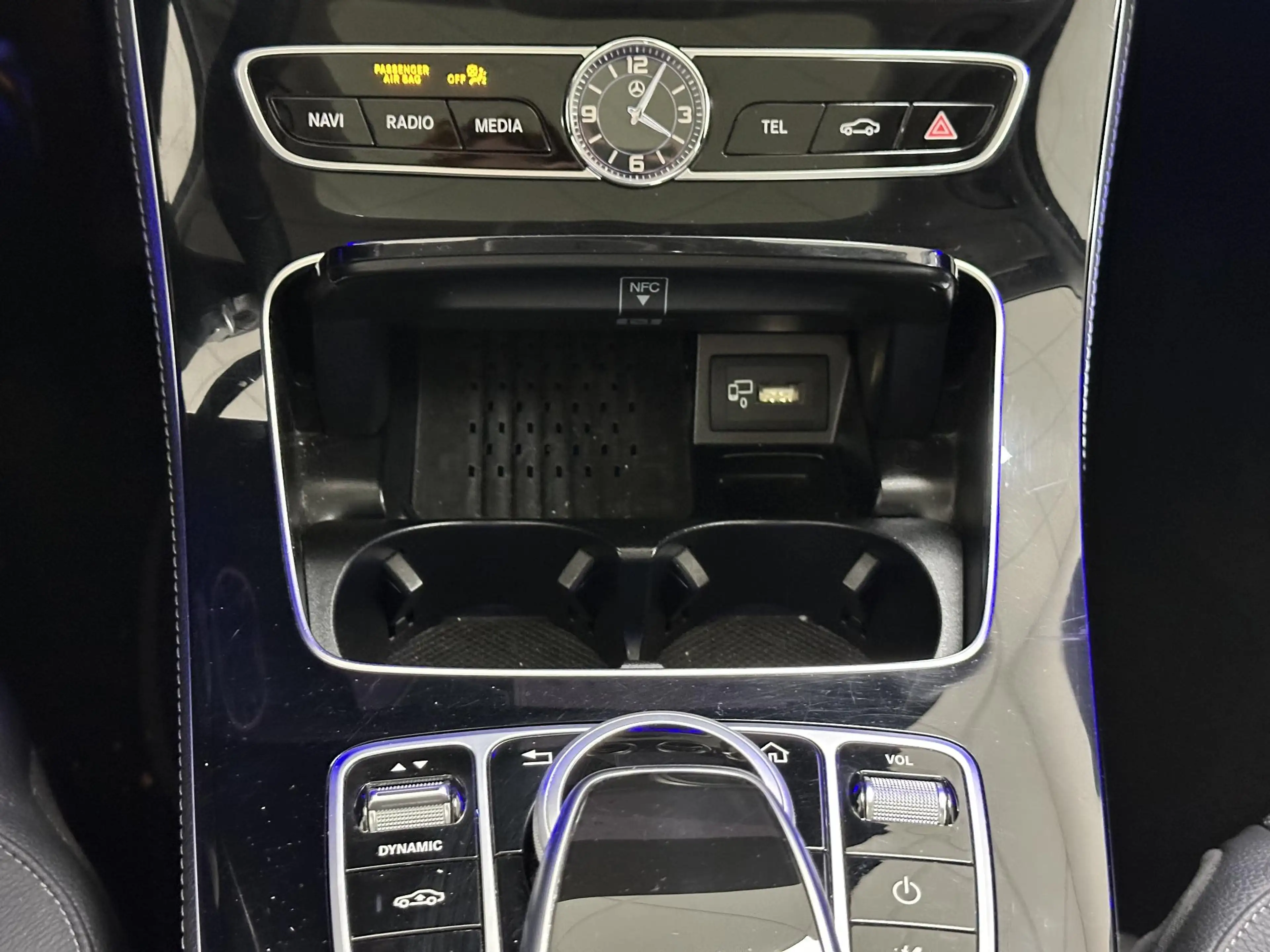 Mercedes-Benz E 400 Estate 4MATIC Premium Plus ELEKTRISCHE TRAKHAAK | — photo 16