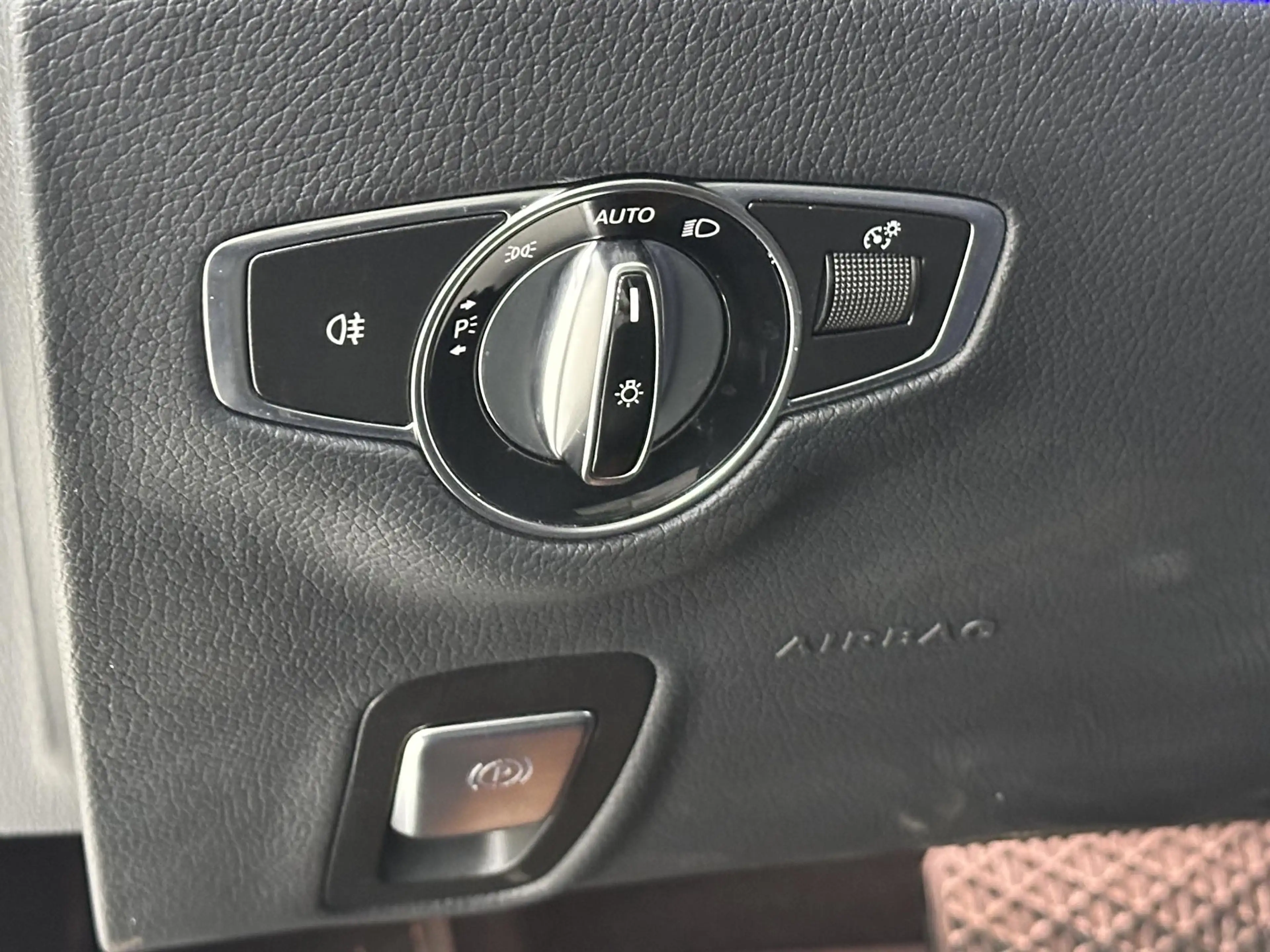 Mercedes-Benz E 400 Estate 4MATIC Premium Plus ELEKTRISCHE TRAKHAAK | — photo 35