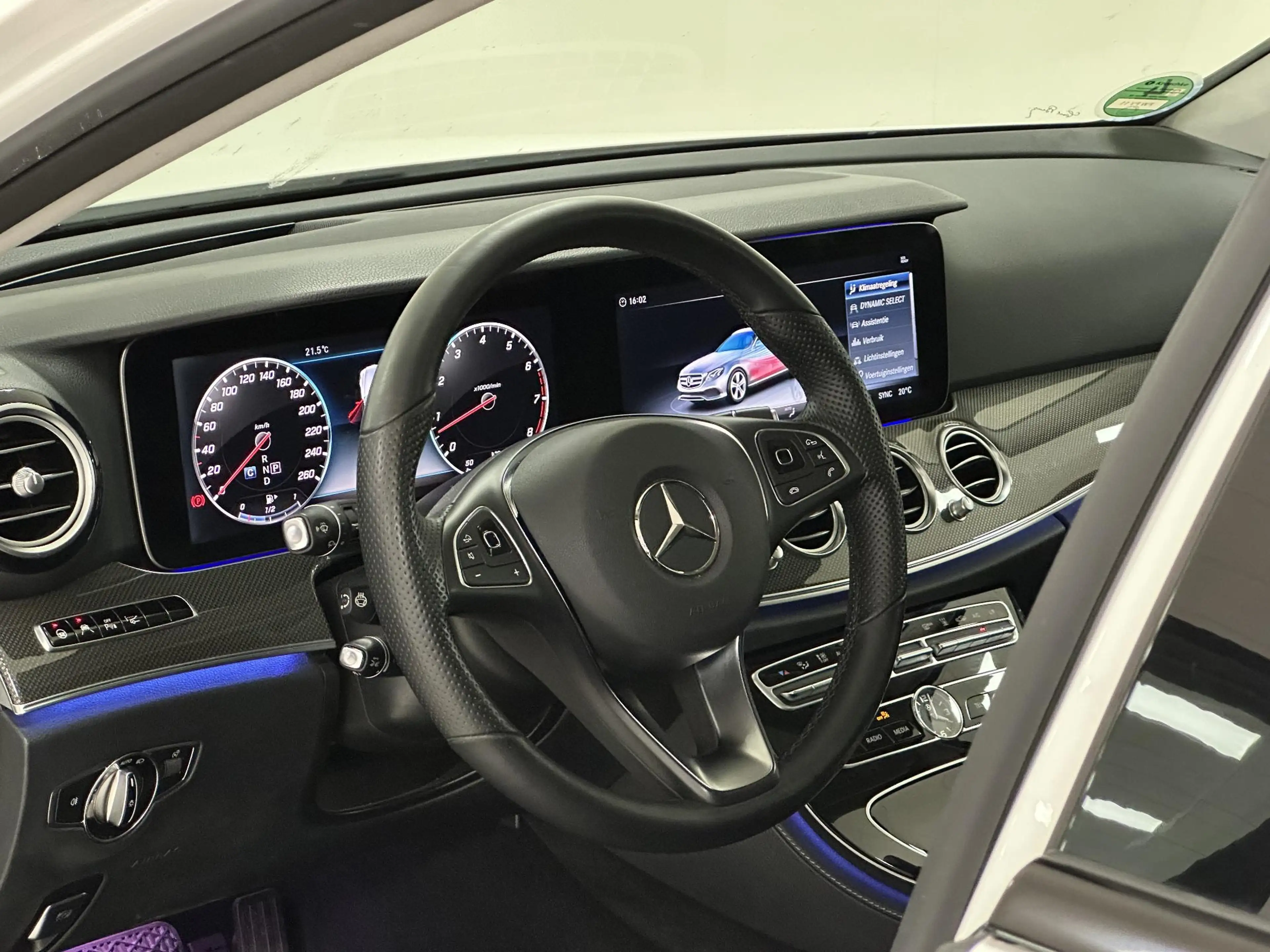 Mercedes-Benz E 400 Estate 4MATIC Premium Plus ELEKTRISCHE TRAKHAAK | — photo 3