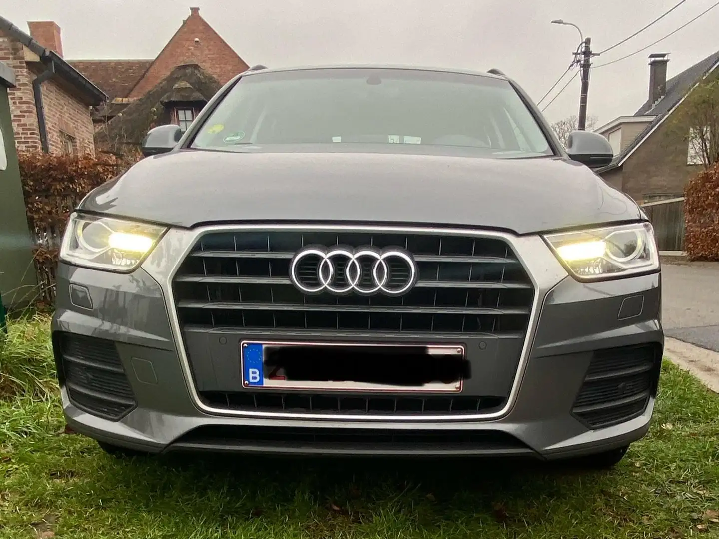 Audi Q3 Q3 2.0 TDI Gris - 1