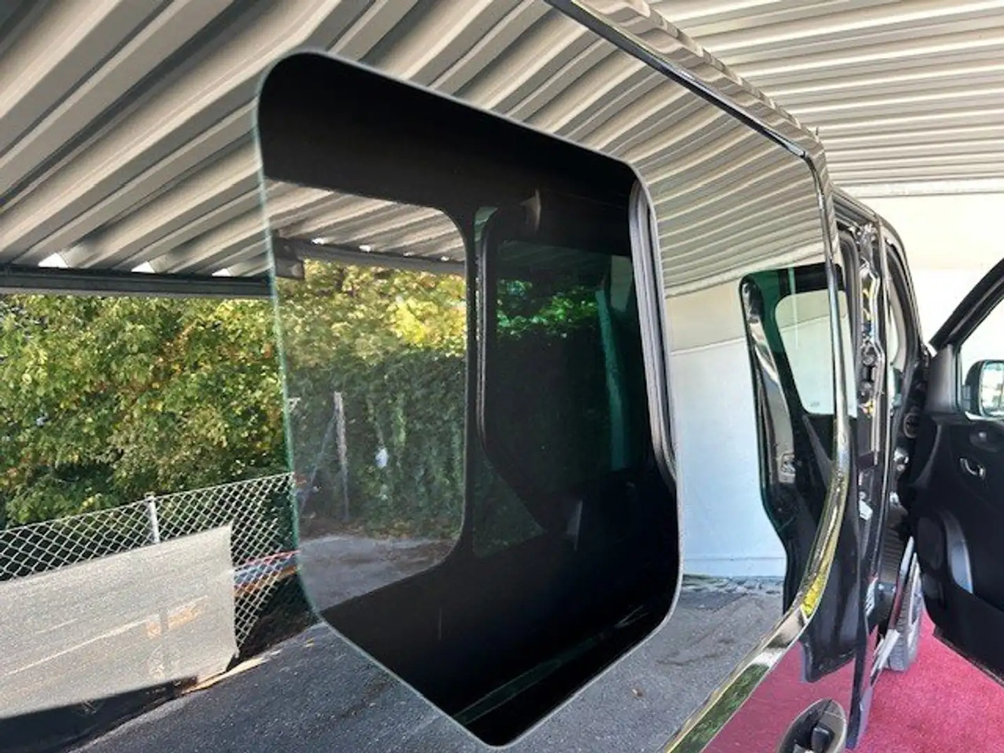 Renault Trafic DK langer Radst/ 2Schiebet/AHK/GARANTIE/2Liter Mot - 2