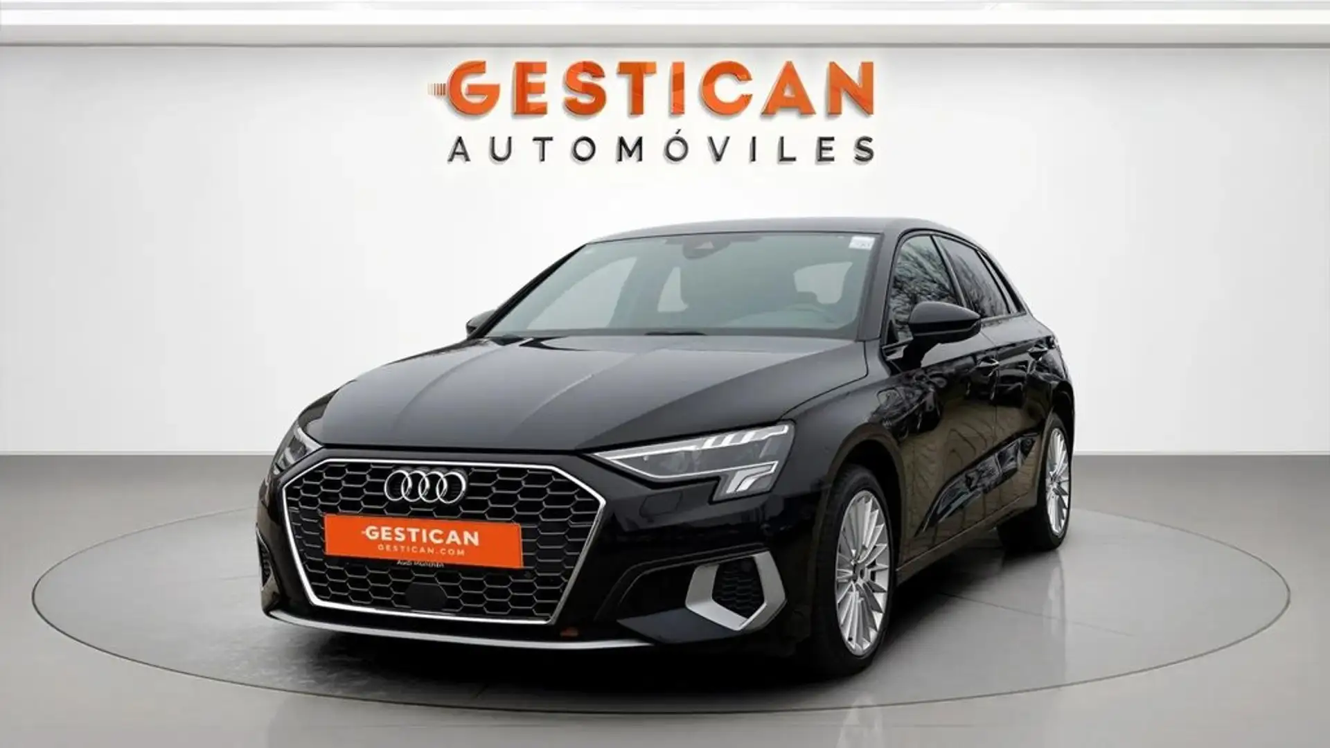 Audi A3 Sportback 40 TFSIe Advanced S tronic Noir - 1