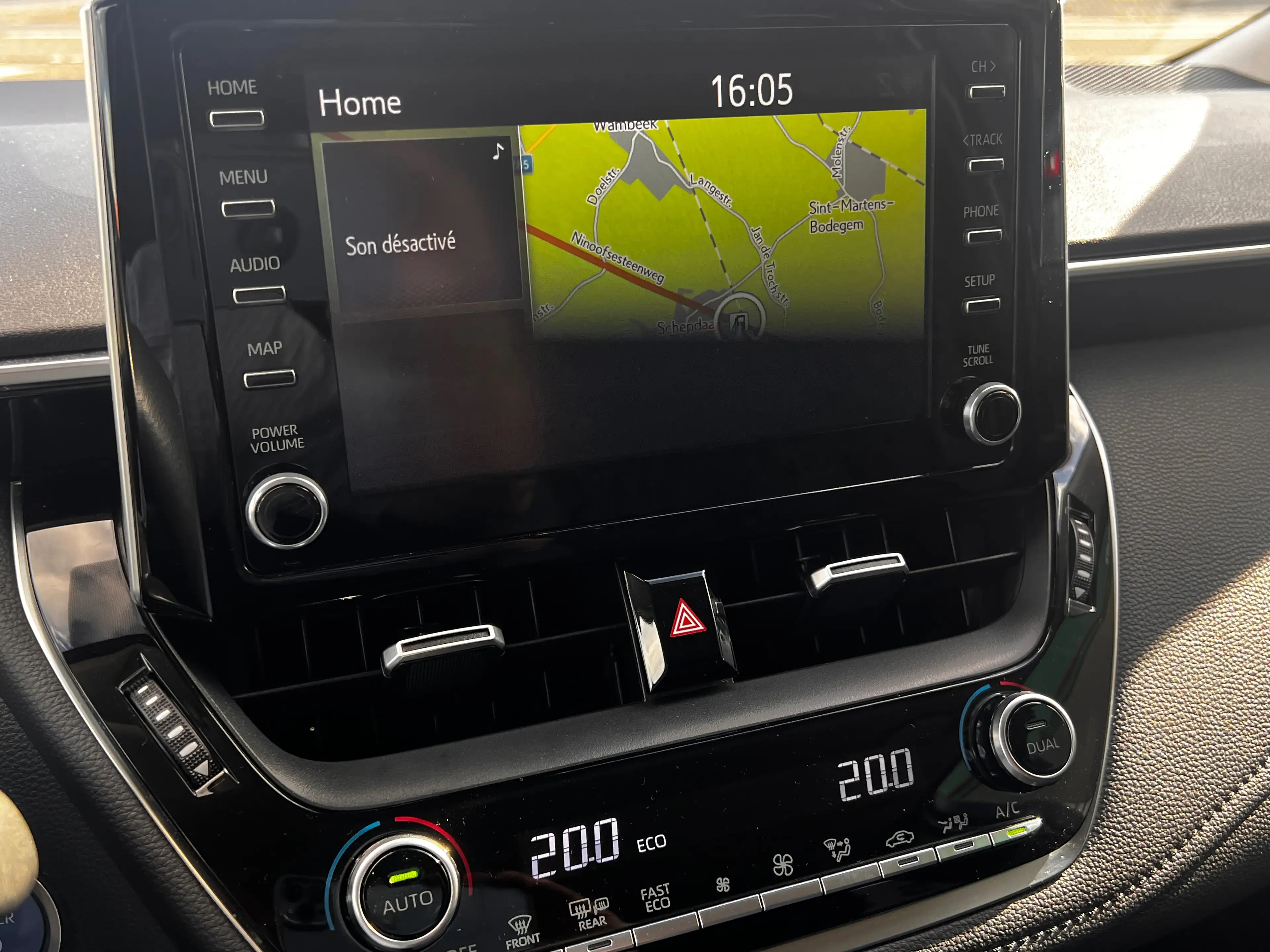 Toyota Corolla Corolla Hybrid 1.8 Dynamic Plus e-CVT — photo 14