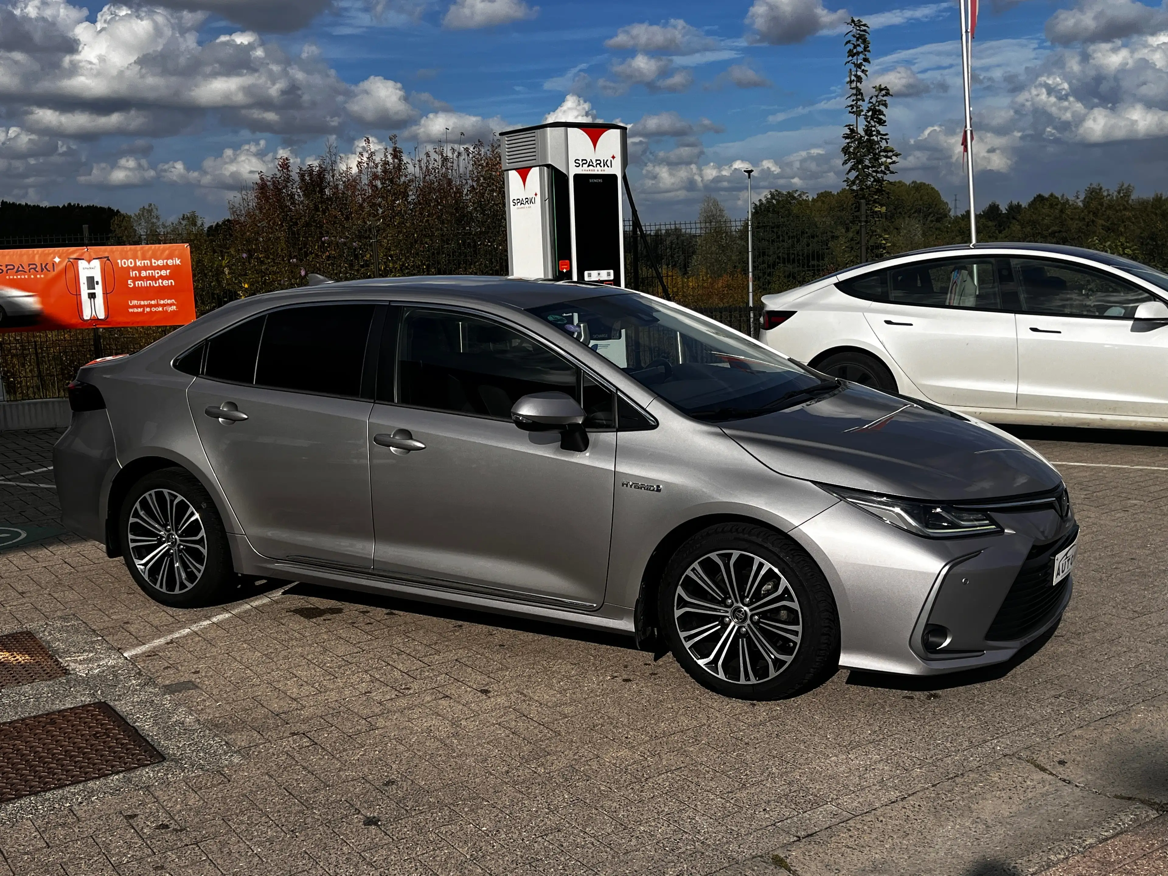 Toyota Corolla Corolla Hybrid 1.8 Dynamic Plus e-CVT — photo 3