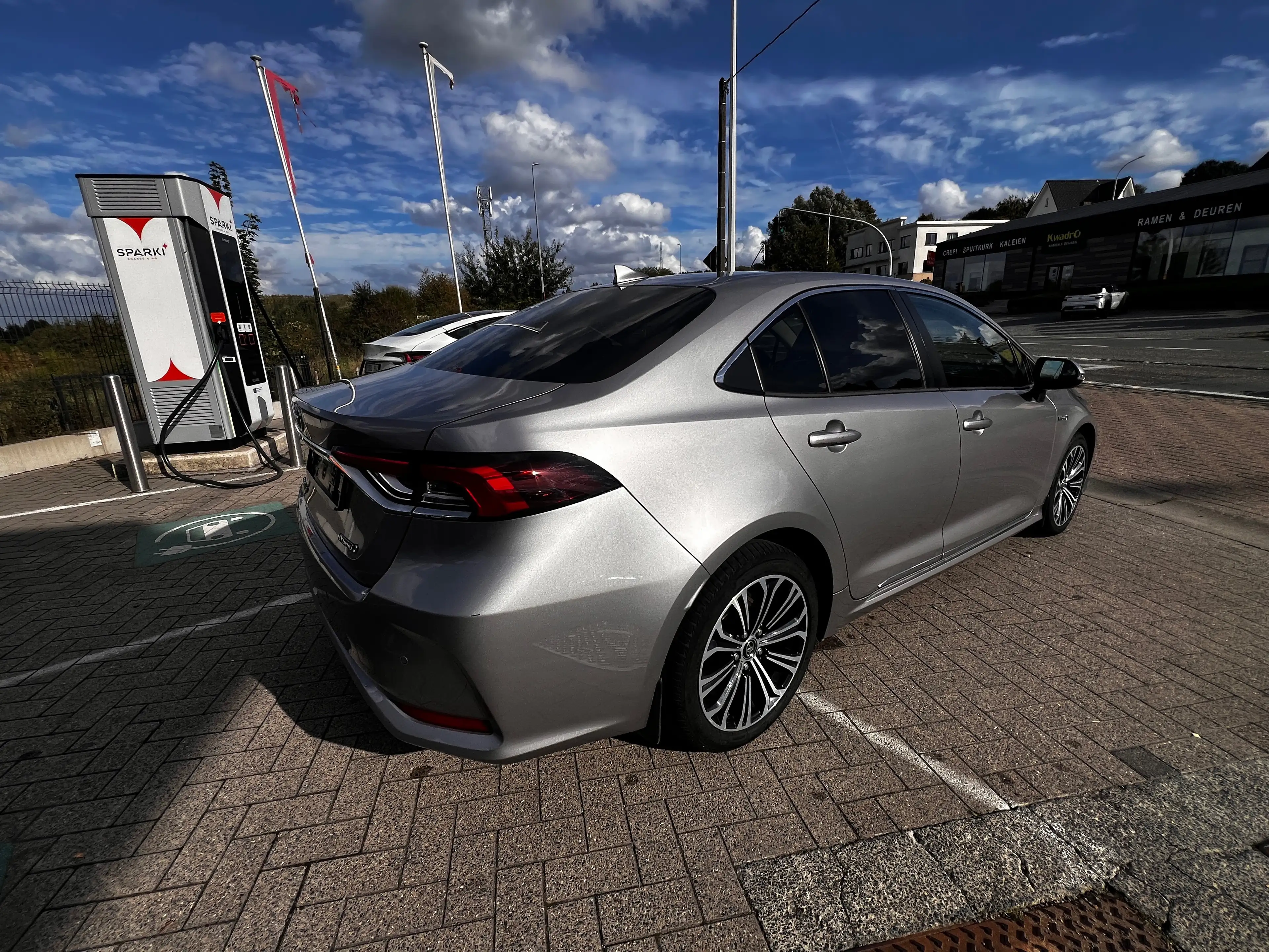 Toyota Corolla Corolla Hybrid 1.8 Dynamic Plus e-CVT — photo 4
