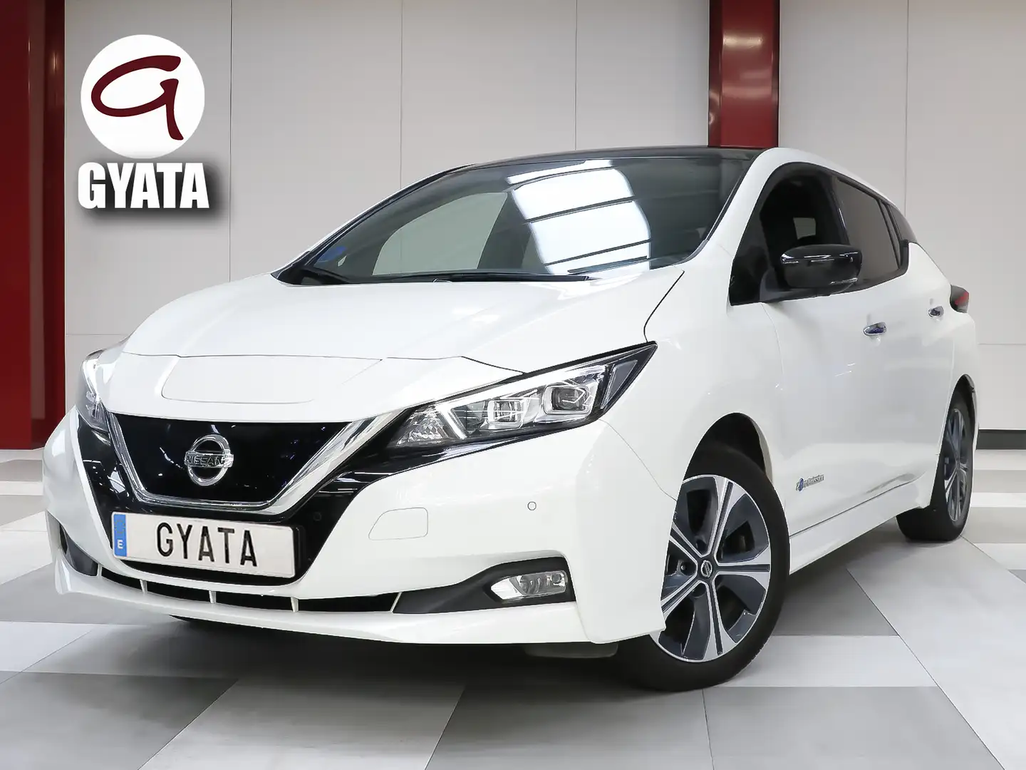 Nissan Leaf 40 kWh Tekna Blanc - 1
