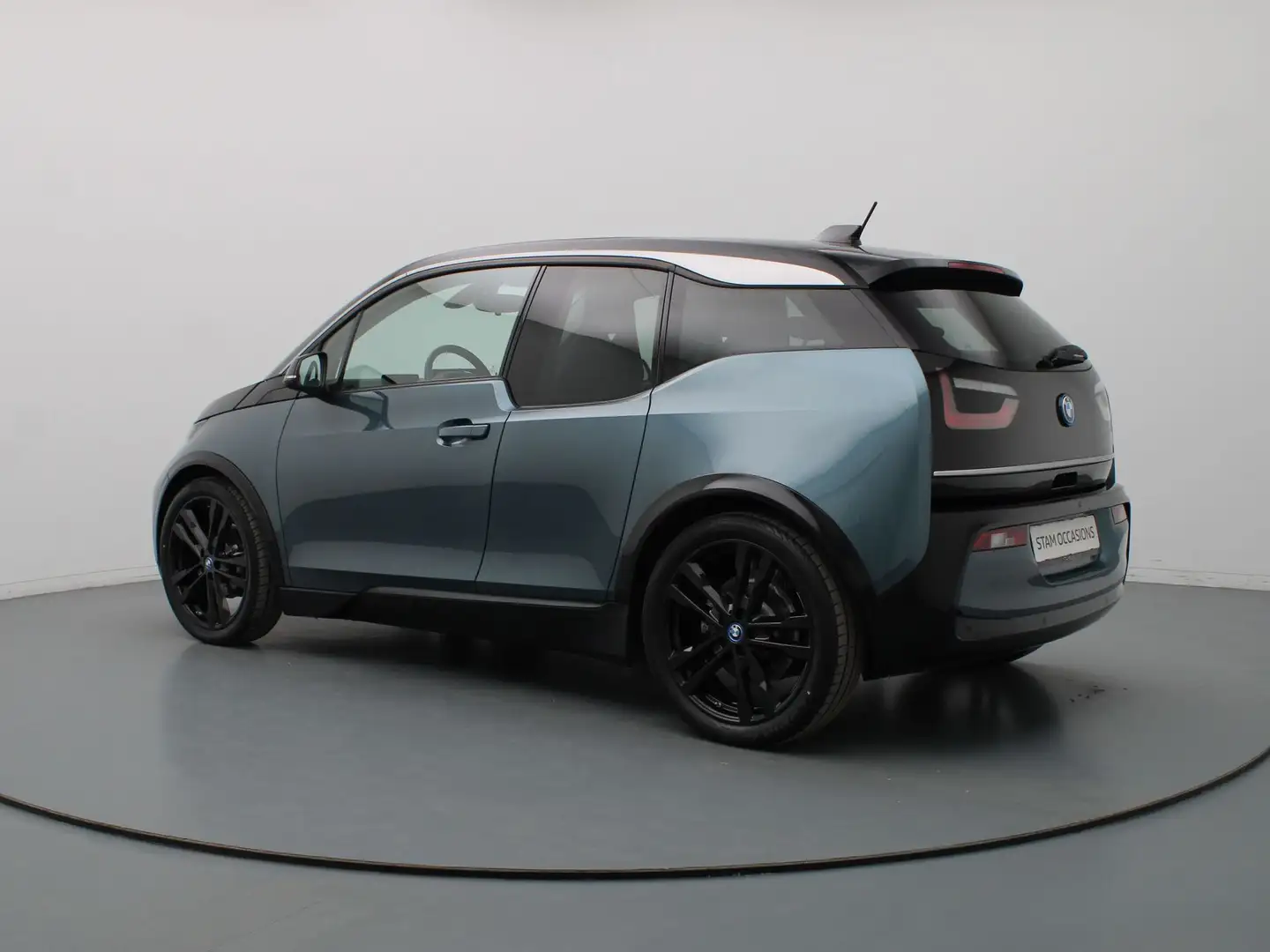 BMW i3 170pk Business Edition 120Ah 42 kWh Camera | Adapt Blauw - 2