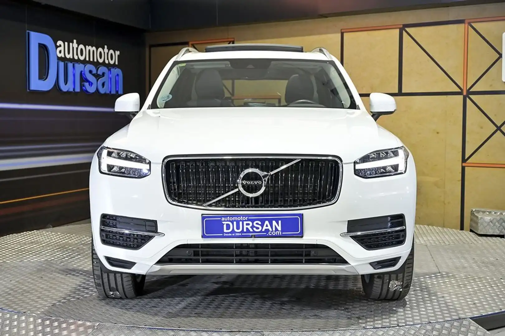 Volvo XC90 B5 Momentum 7pl. AWD Aut. Blanc - 2