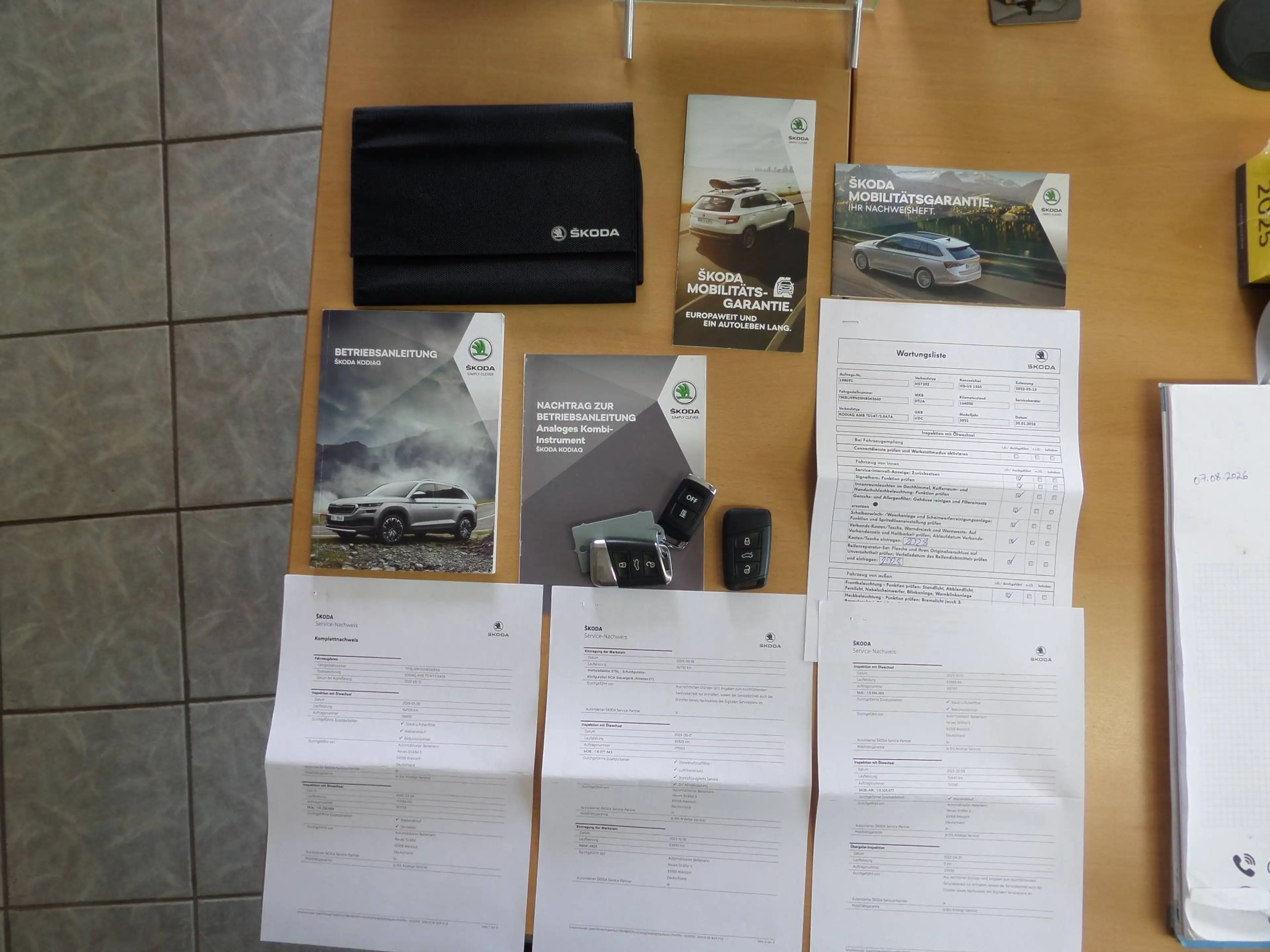 Skoda Kodiaq Tour 4x4+DSG+7-Sitz+Pano-SD+LED+AHK+Navi+Standhzg+ACC+4xSHZ+PDC+1.Hand — photo 10