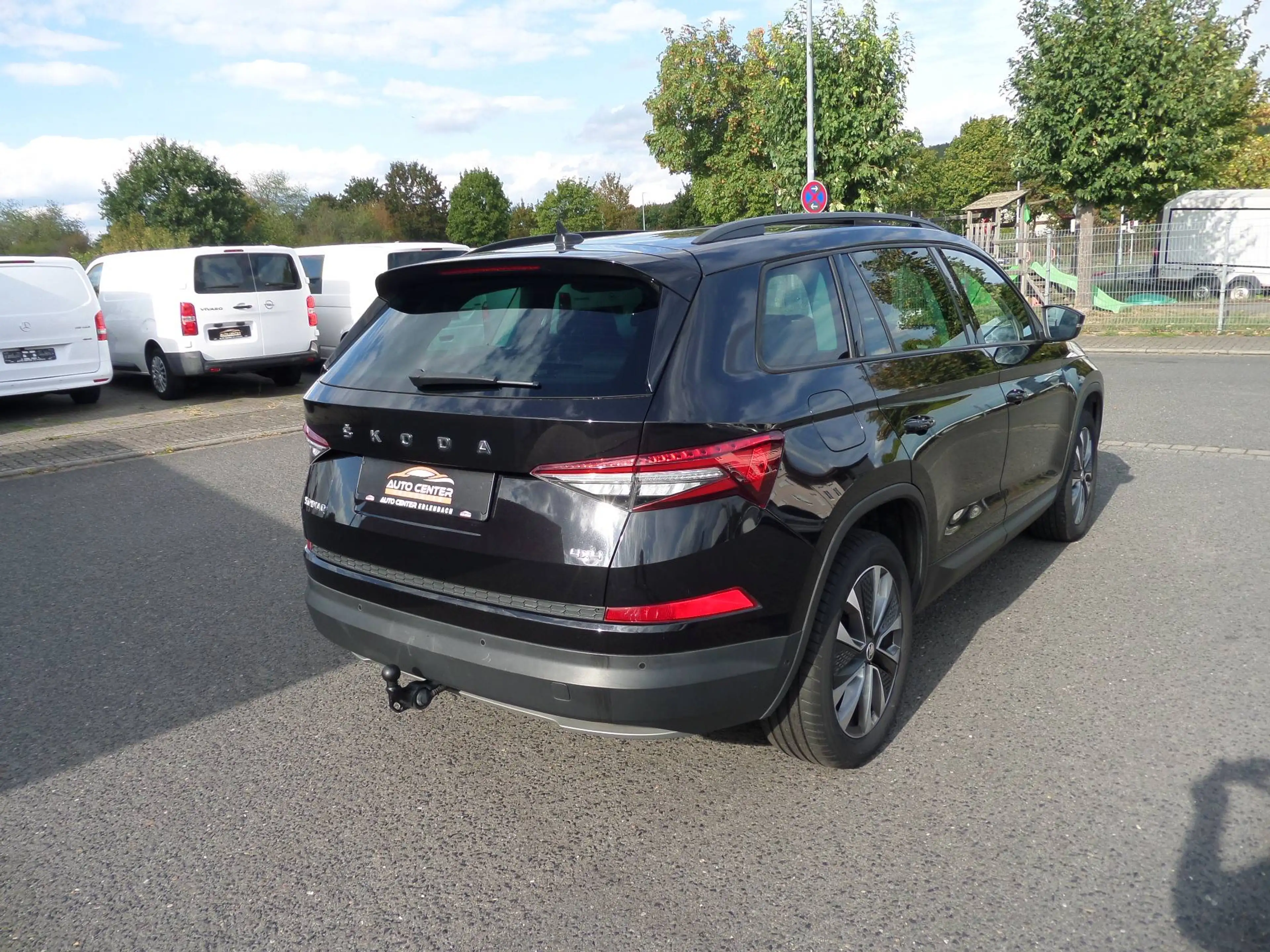 Skoda Kodiaq Tour 4x4+DSG+7-Sitz+Pano-SD+LED+AHK+Navi+Standhzg+ACC+4xSHZ+PDC+1.Hand — photo 5