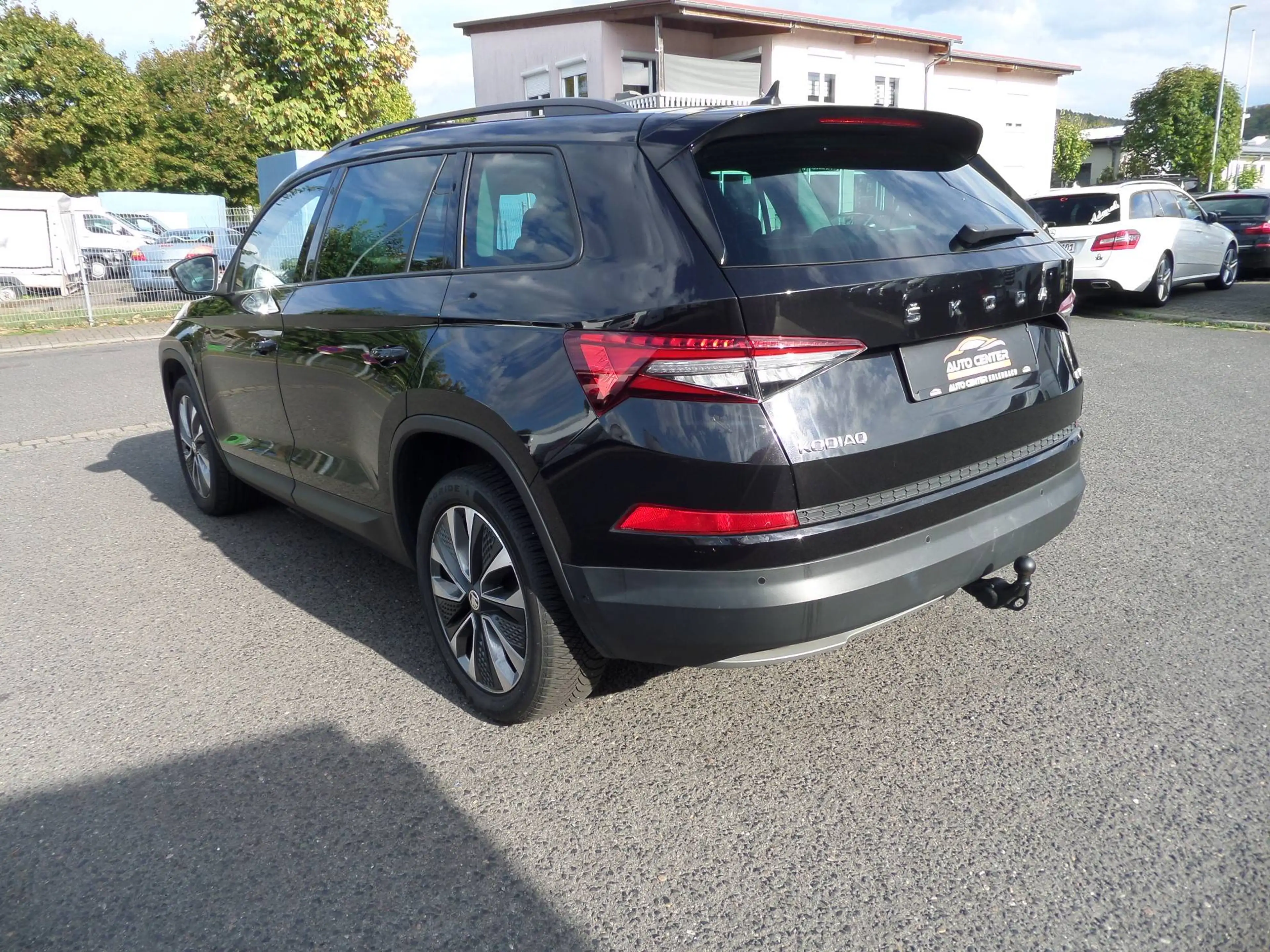 Skoda Kodiaq Tour 4x4+DSG+7-Sitz+Pano-SD+LED+AHK+Navi+Standhzg+ACC+4xSHZ+PDC+1.Hand — photo 8