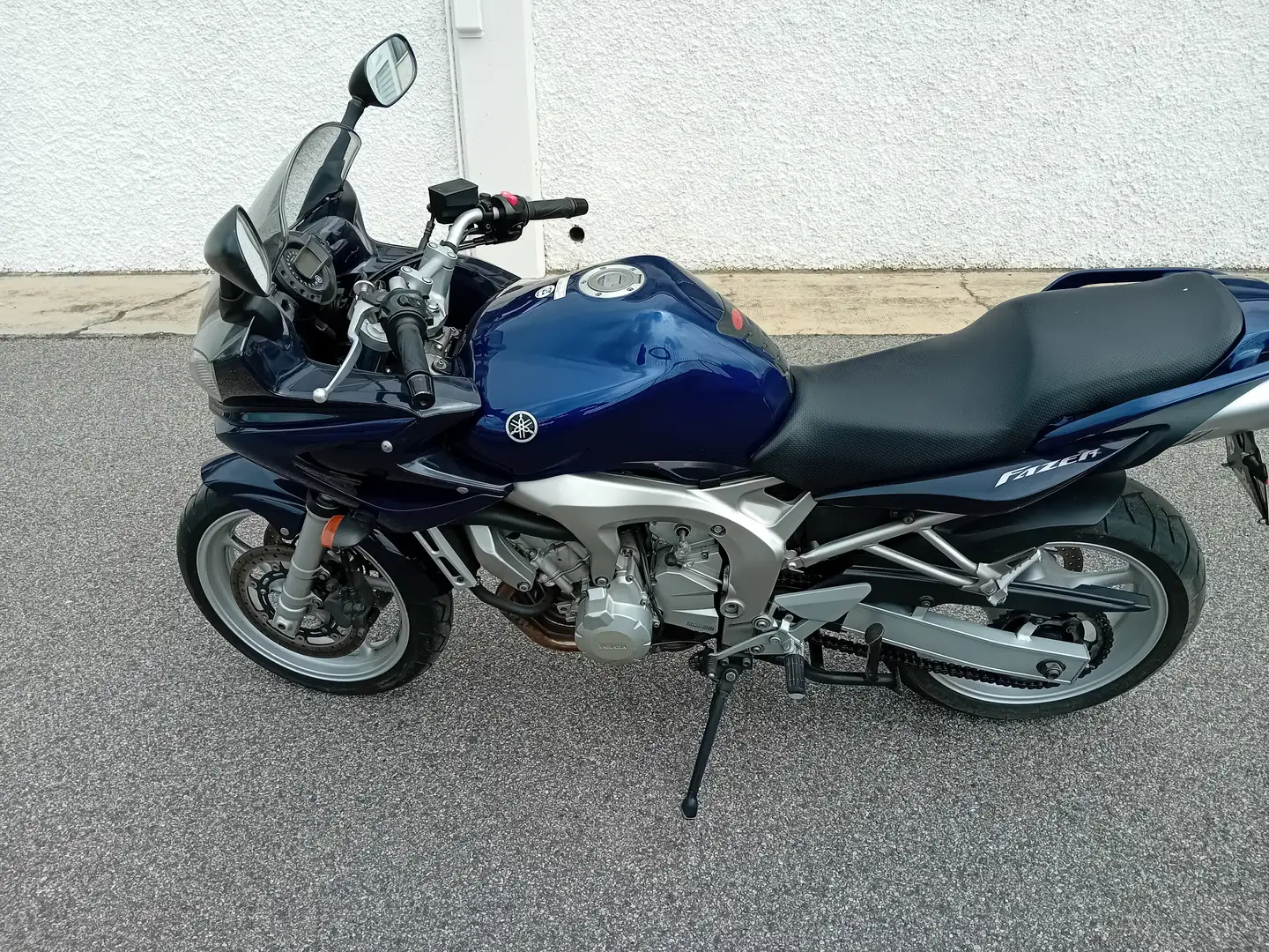 Yamaha FZR 600 Blau - 2