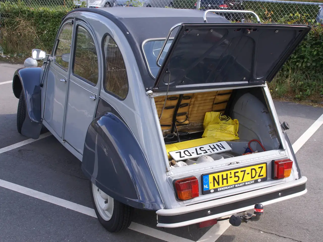 Citroen 2CV6, foto 4