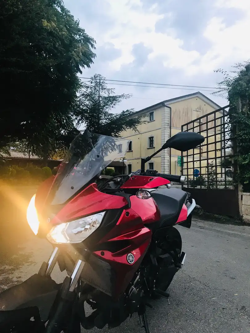 Yamaha Tracer 700 Rouge - 1