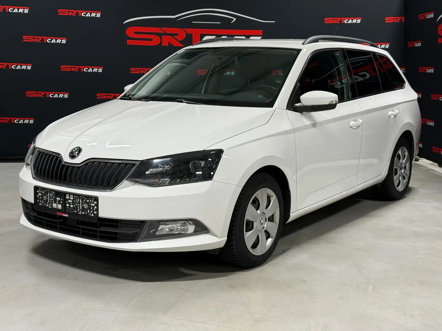 Skoda Fabia Kombi 1,4 TDI Schalter*Navi*Front Assist*AHK Weiß - 1