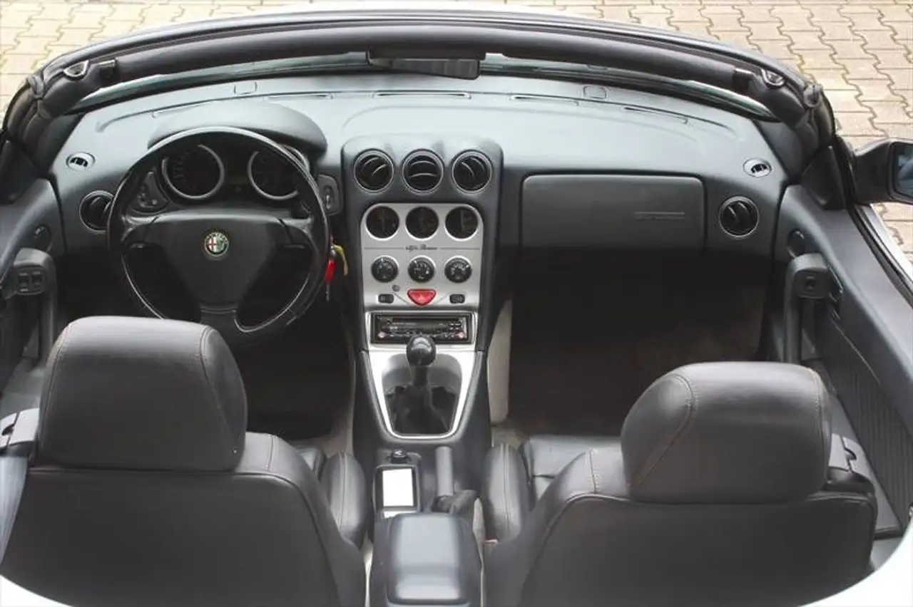 Alfa Romeo Spider Sportsitze Leder Schwarz, elektr. Verdeck, foto 7
