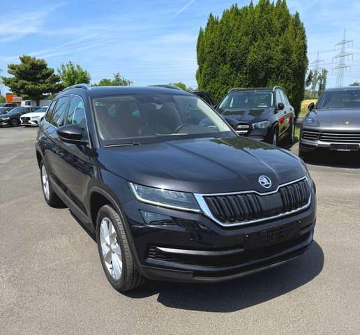 Imagine Skoda Kodiaq 2.0 TDI DSG Style ACC- AHK - PANO - LEDER - 360