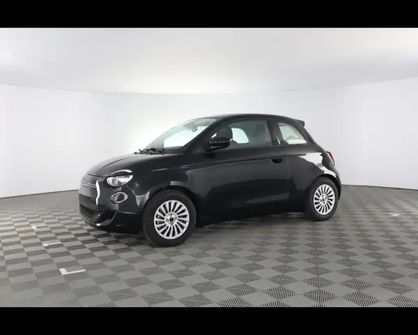 Fiat 500e Hatchback MY25-500e - 320 Berlina + Pack Tech