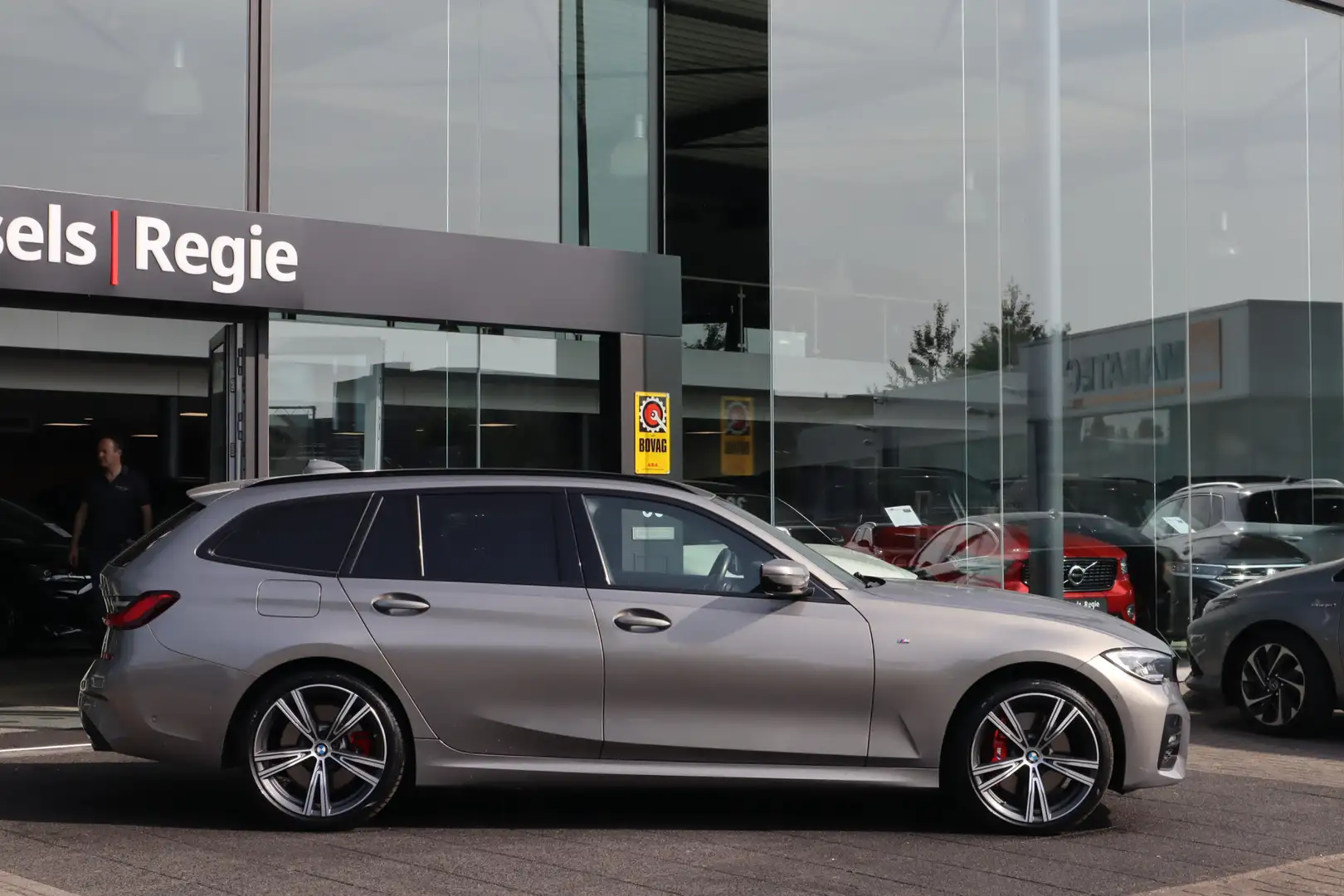 BMW 330 3-serie Touring 330e M-sport Laser Led ACC HuD HK Gris - 2