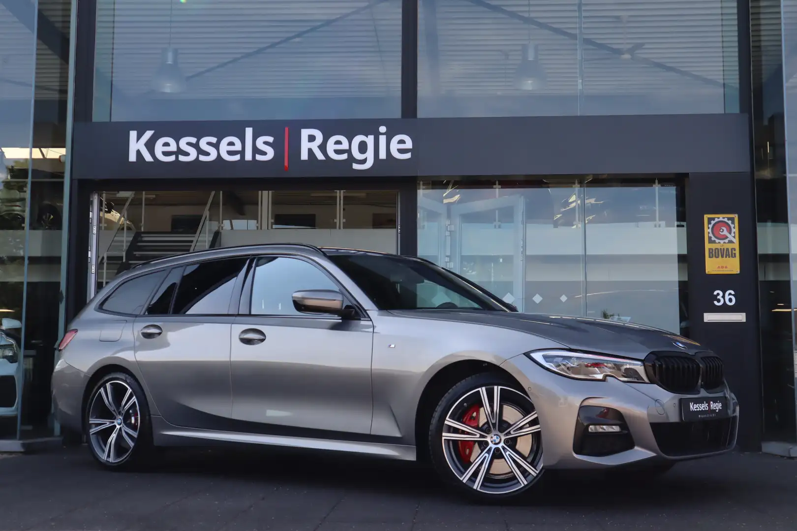 BMW 330 3-serie Touring 330e M-sport Laser Led ACC HuD HK Gris - 1