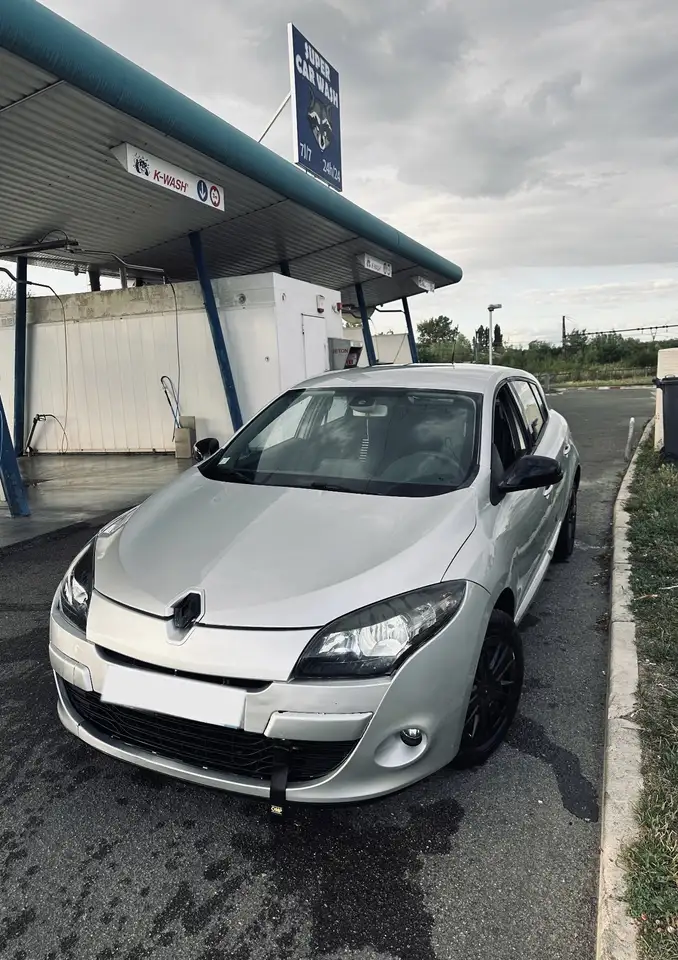 Renault Megane MÃ©gane III dCi 110 FAP eco2 Authentique