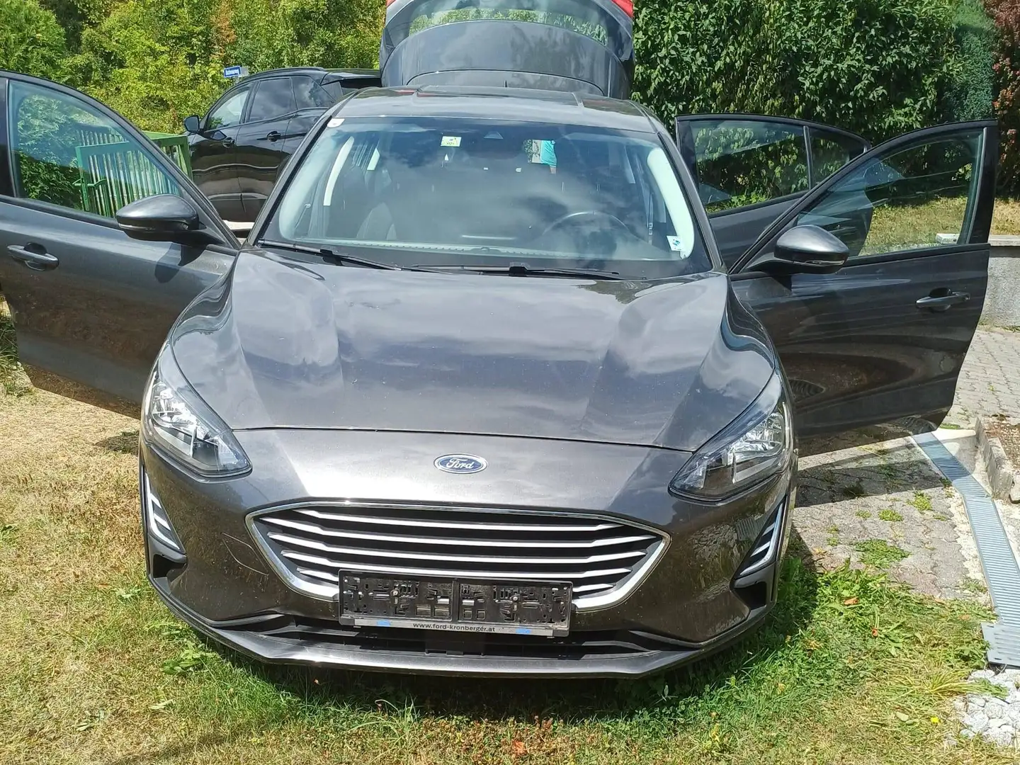 Ford Focus Focus 1,0 EcoBoost Cool Grau - 1