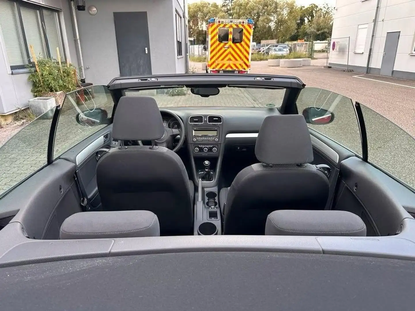 Volkswagen Golf Cabriolet Golf Cabriolet 1.2 TSI essence Rouge - 1