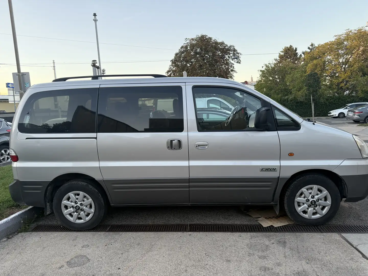 Hyundai Starex 2,5 CRDi Comfort - 2