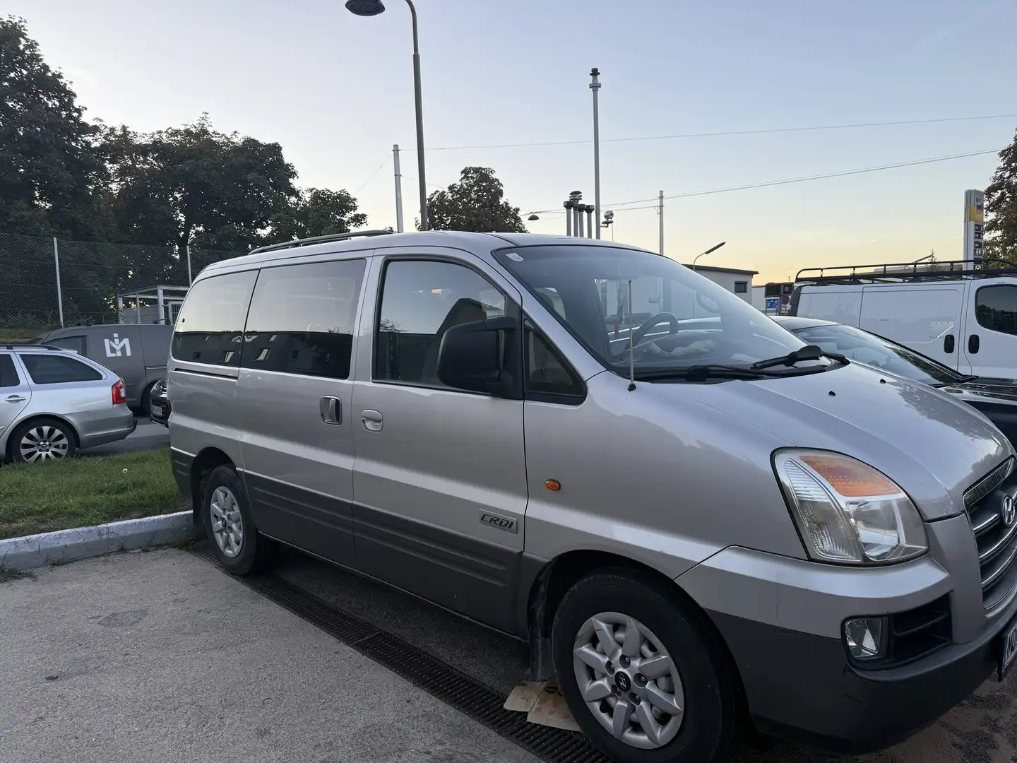 Hyundai Starex 2,5 CRDi Comfort - 1