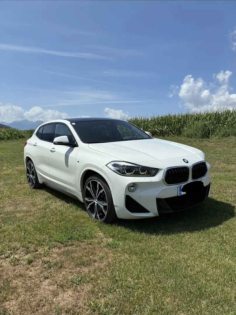 BMW X2 sDrive 18 d M Sport Weiß - 1