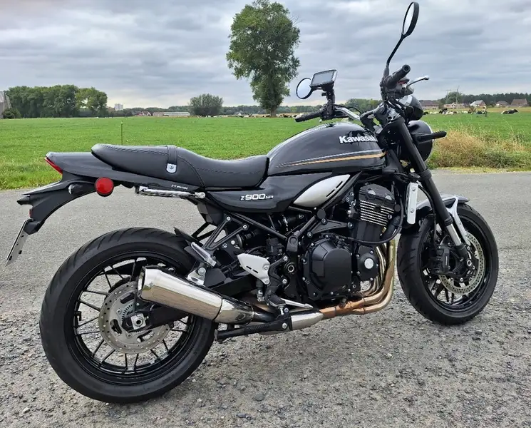 Kawasaki Z900RS - foto 2