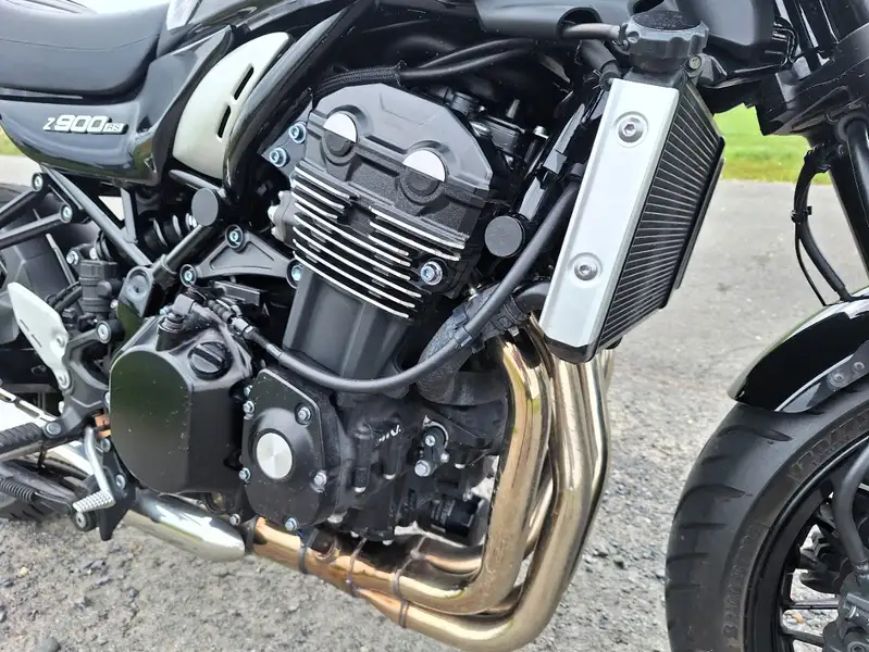 Kawasaki Z900RS - foto 7