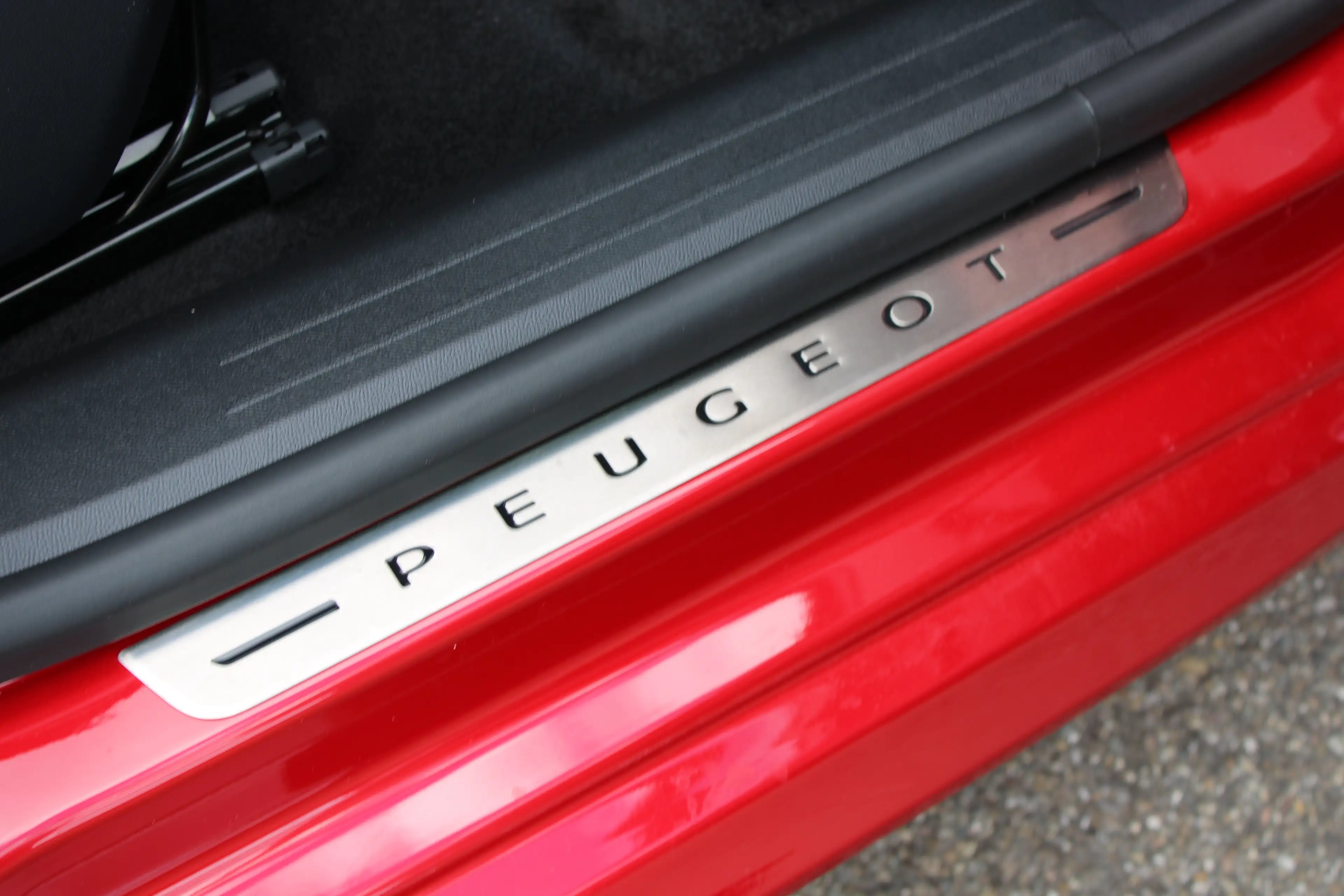 Peugeot e-208 EV GT Pack 50 kWh | Fase 3 laden | SOH 100% | Navi — photo 6