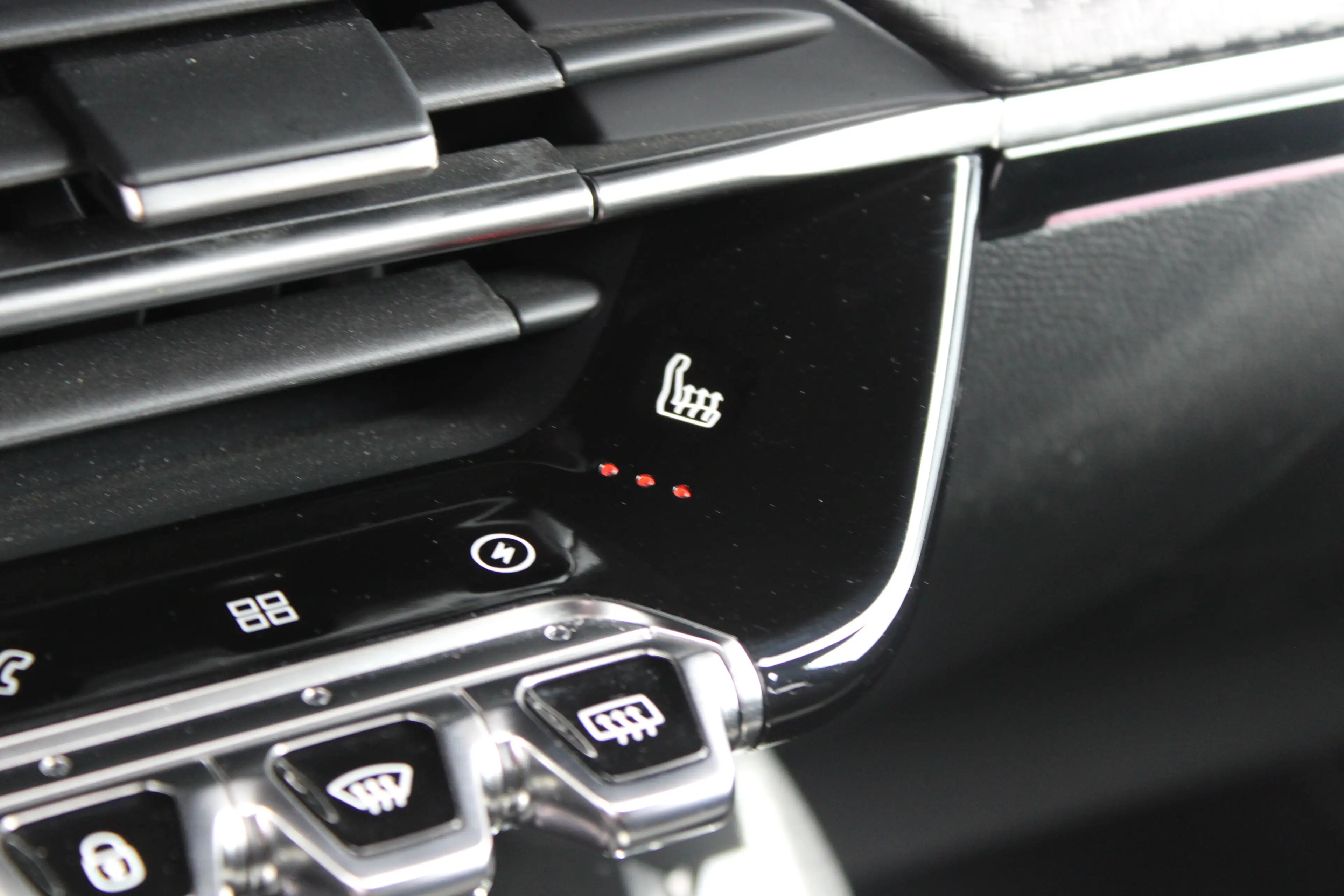 Peugeot e-208 EV GT Pack 50 kWh | Fase 3 laden | SOH 100% | Navi — photo 26