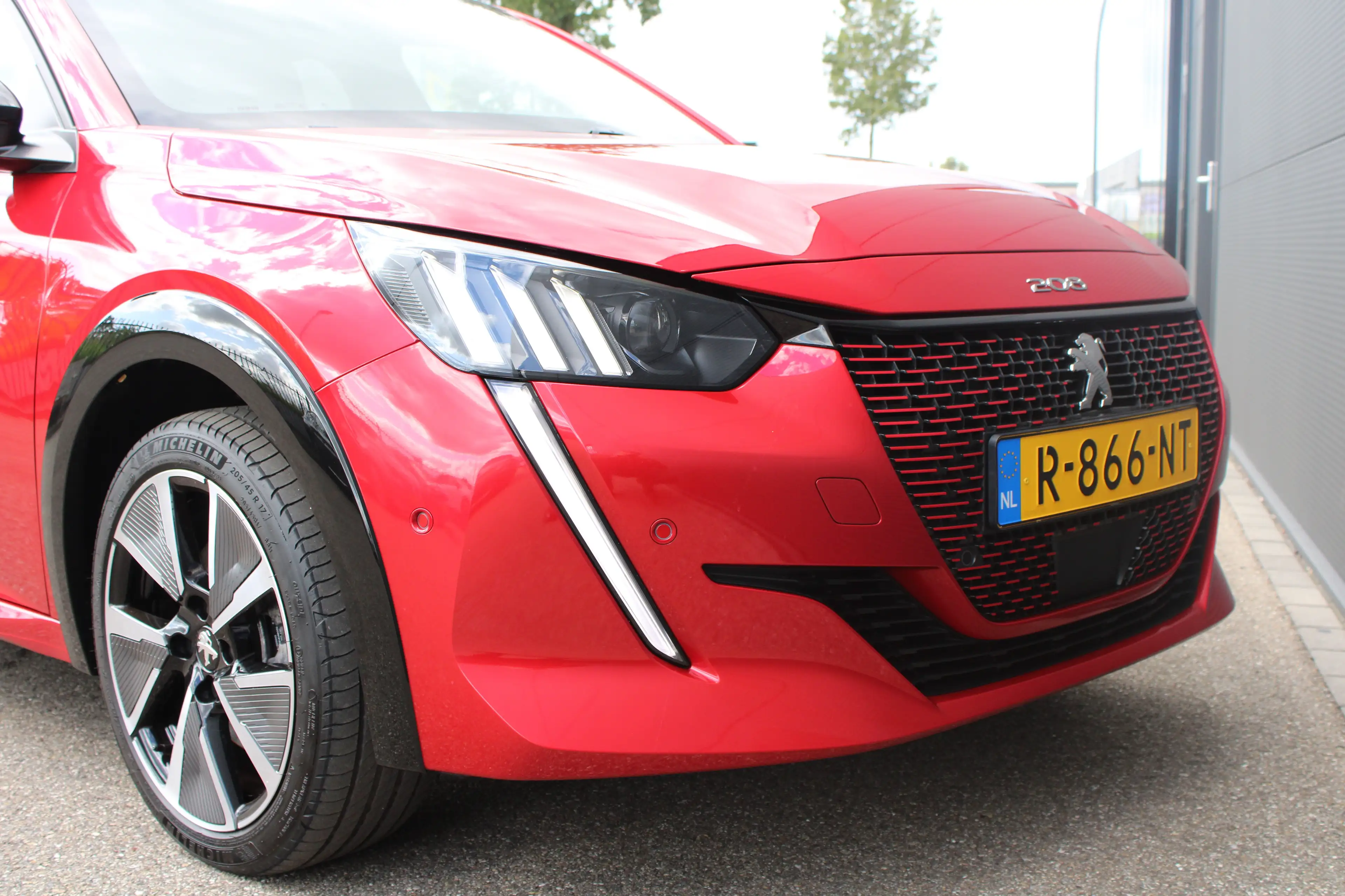 Peugeot e-208 EV GT Pack 50 kWh | Fase 3 laden | SOH 100% | Navi — photo 7