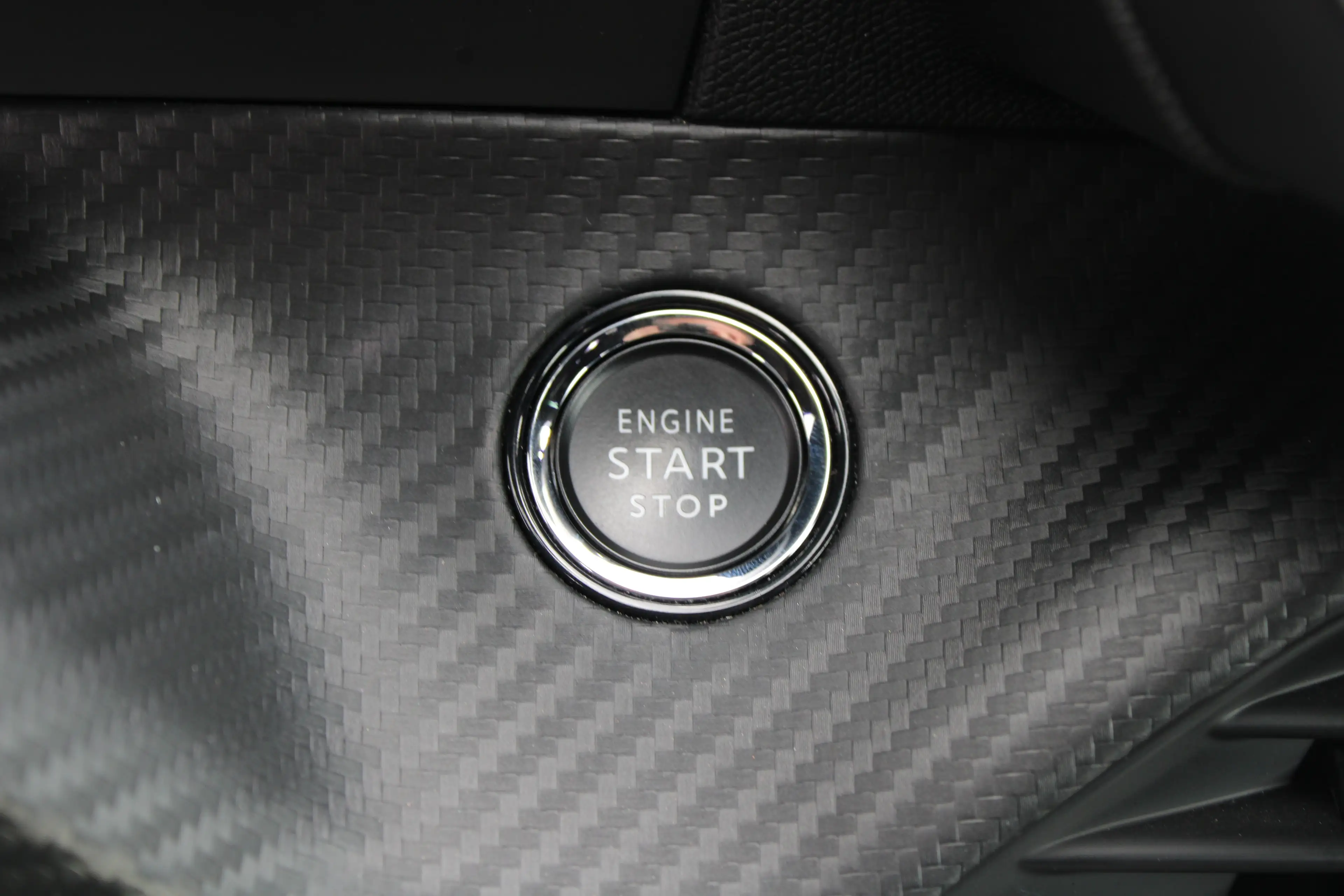 Peugeot e-208 EV GT Pack 50 kWh | Fase 3 laden | SOH 100% | Navi — photo 24