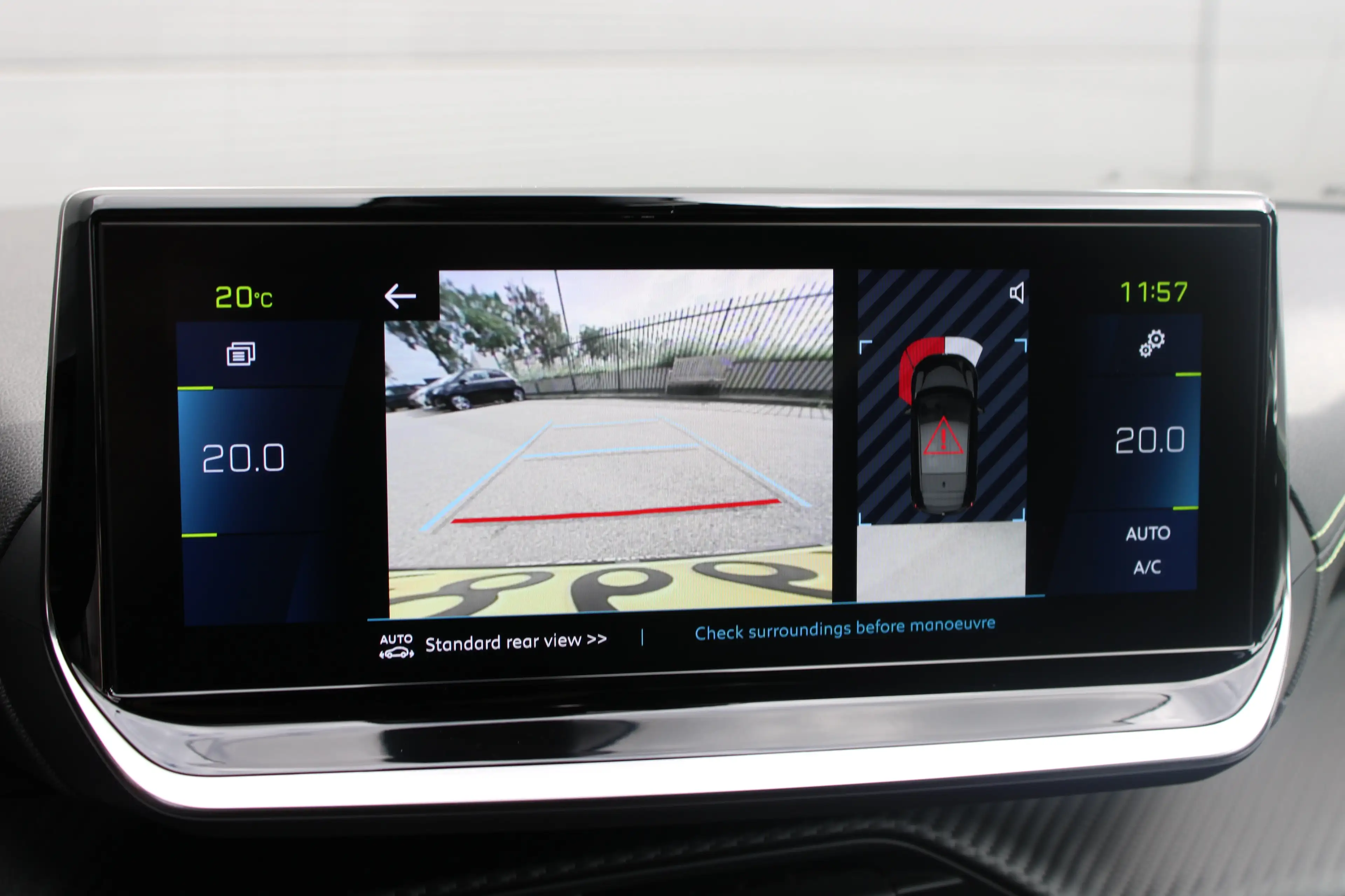 Peugeot e-208 EV GT Pack 50 kWh | Fase 3 laden | SOH 100% | Navi — photo 29