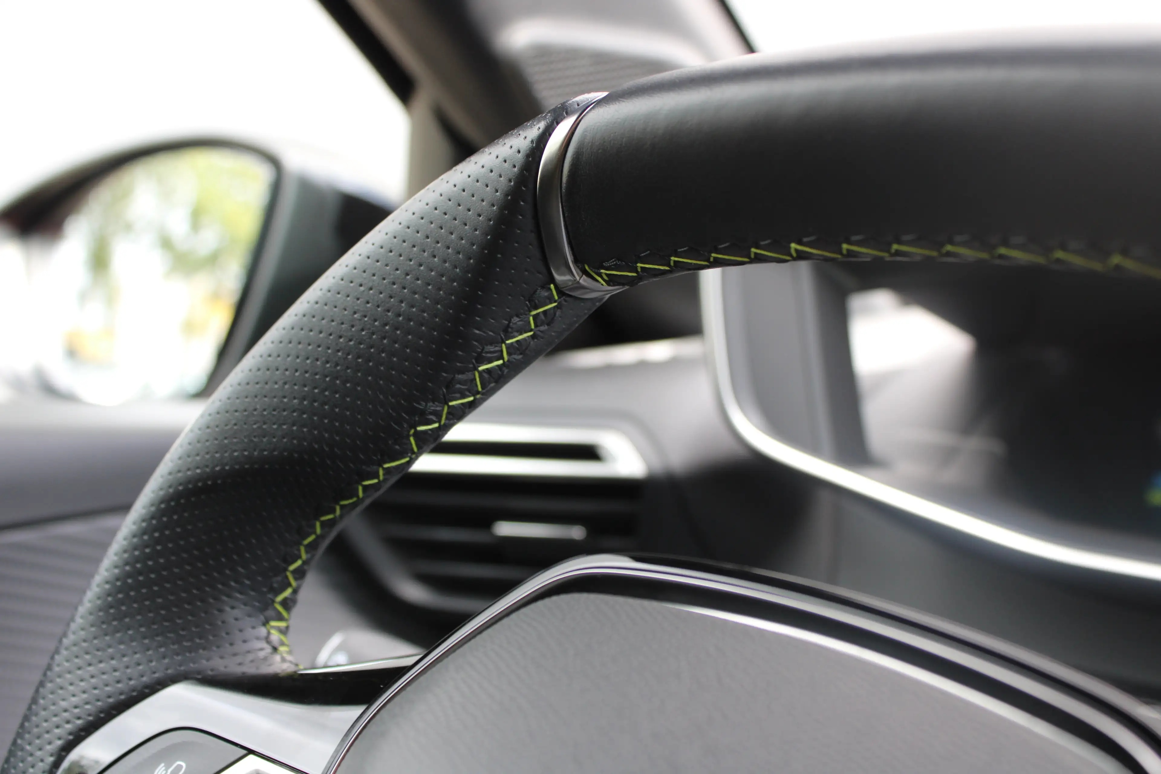 Peugeot e-208 EV GT Pack 50 kWh | Fase 3 laden | SOH 100% | Navi — photo 33