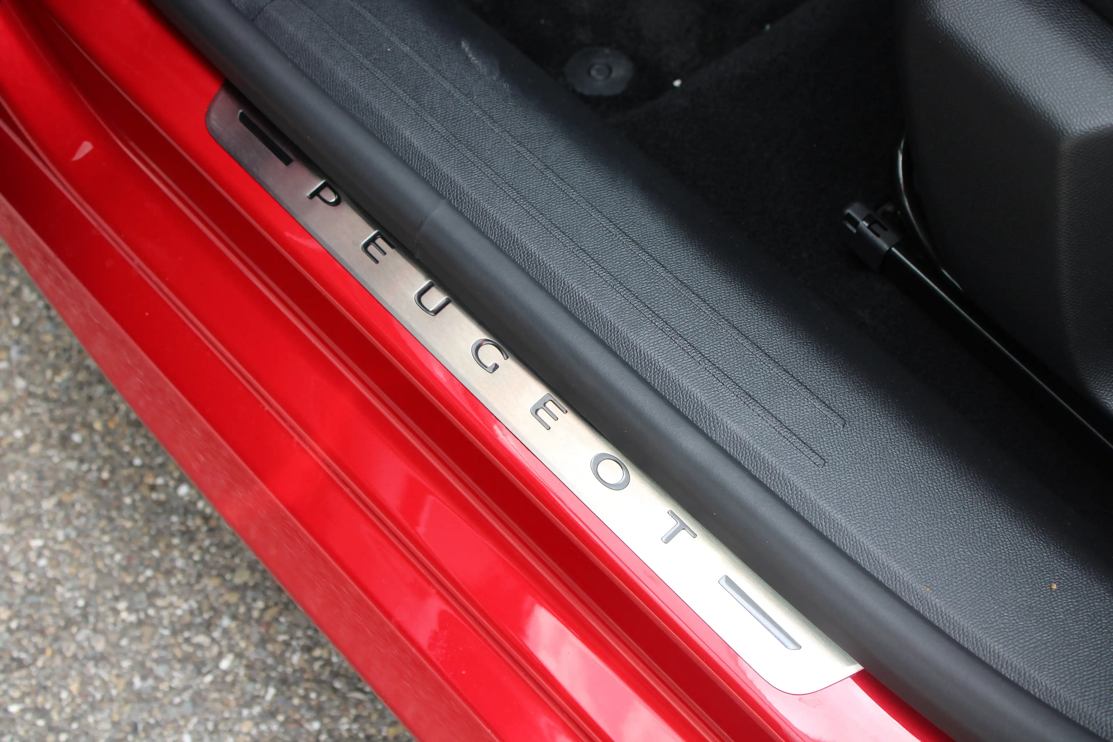 Peugeot e-208 EV GT Pack 50 kWh | Fase 3 laden | SOH 100% | Navi — photo 20