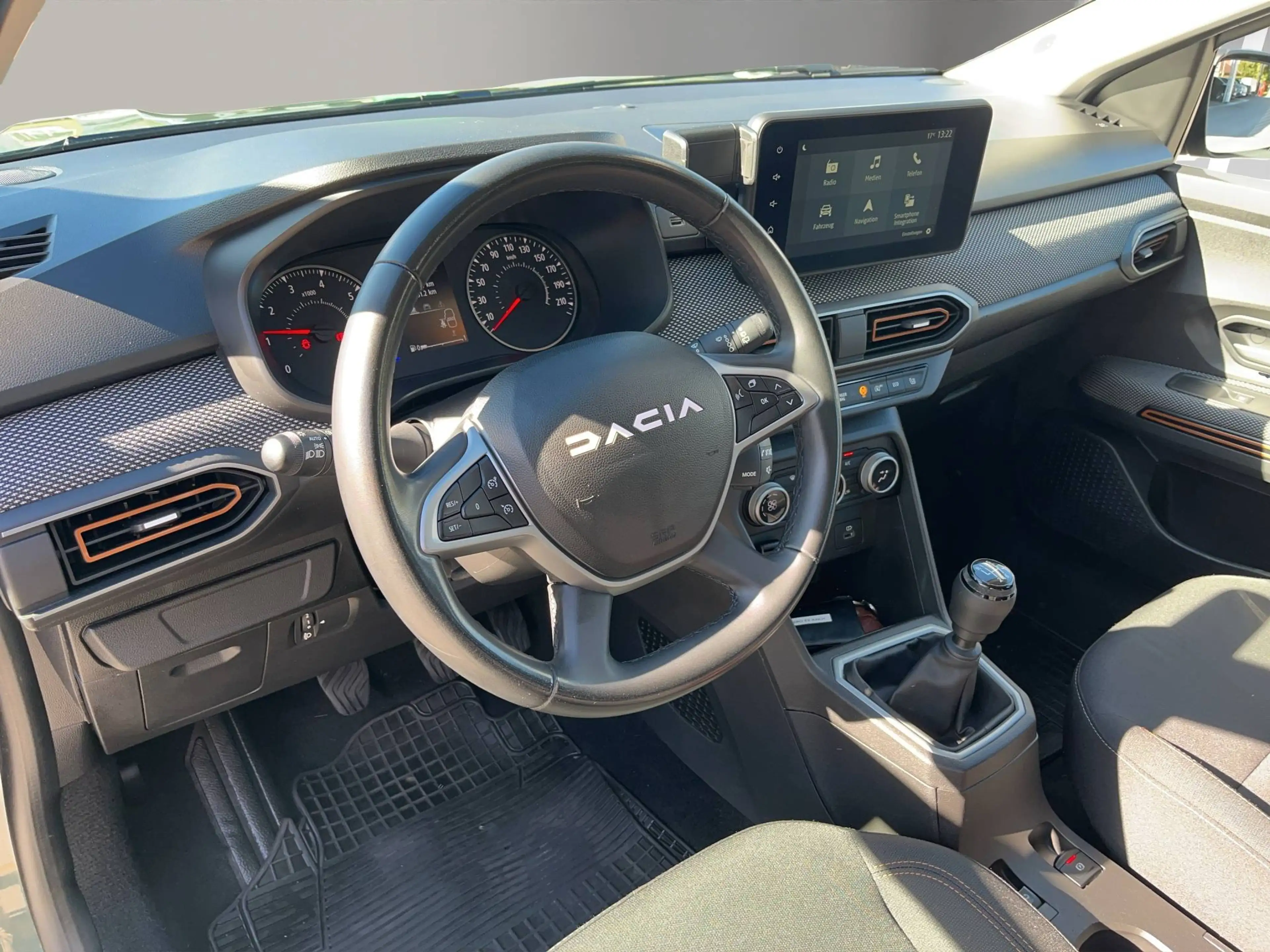 Dacia Sandero Stepway Expression — photo 2