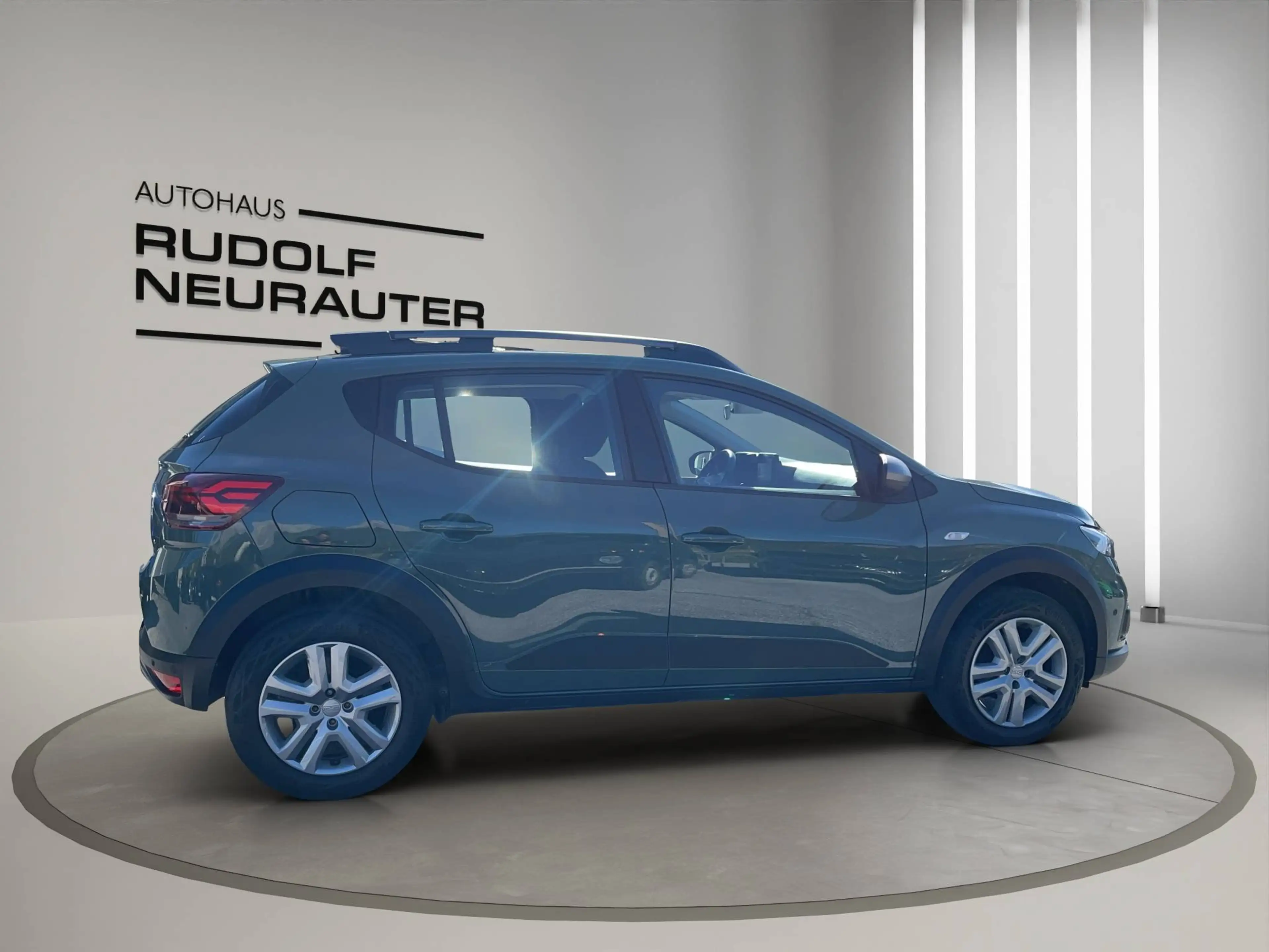 Dacia Sandero Stepway Expression — photo 15