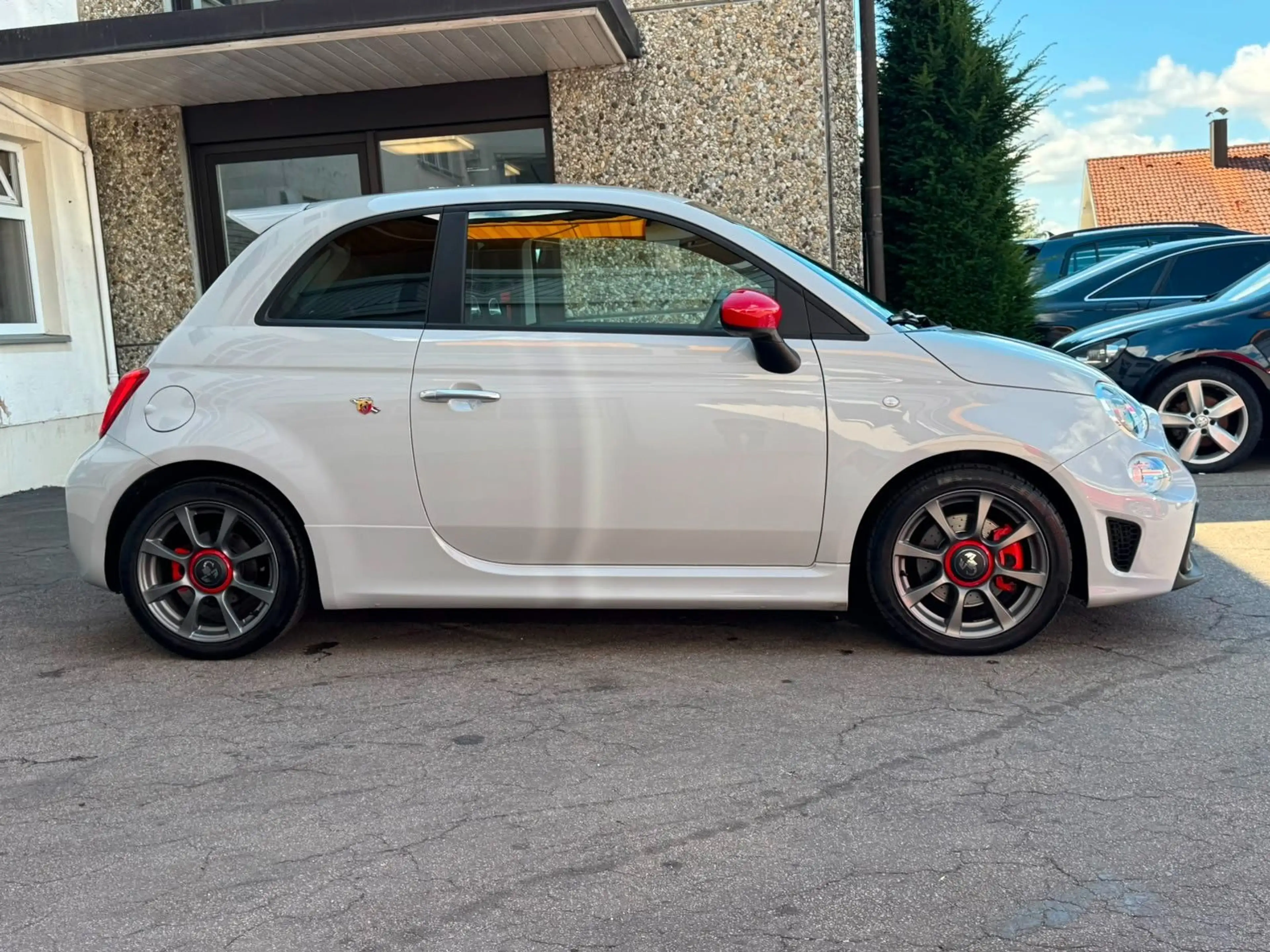Abarth 500 595 1.4T-Jet Automatik CARPLAY GRIGIO CENERE PDC — photo 5