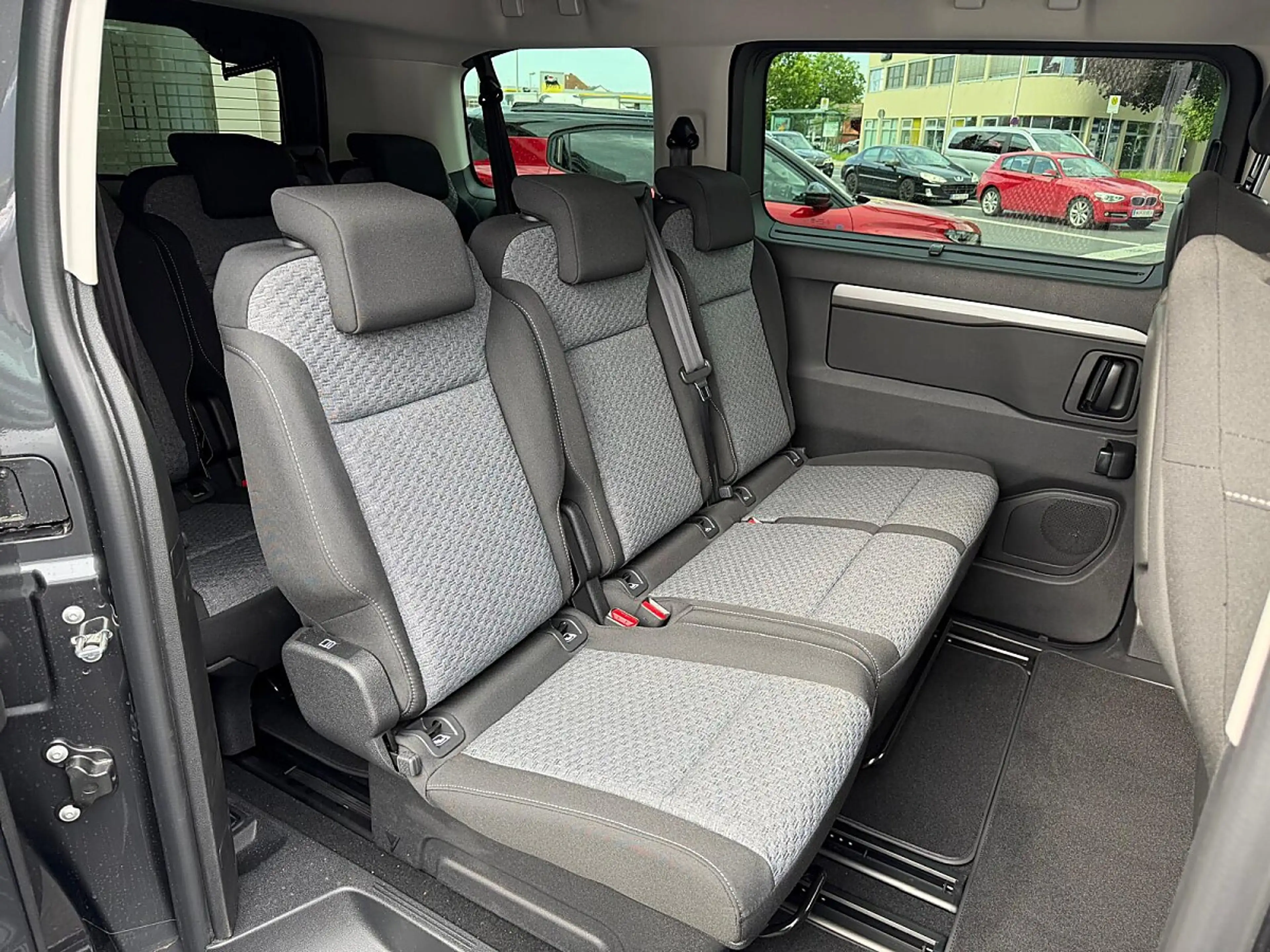 Citroen Spacetourer Diesel 180 S&S EAT8 M Business (C4800) — photo 5