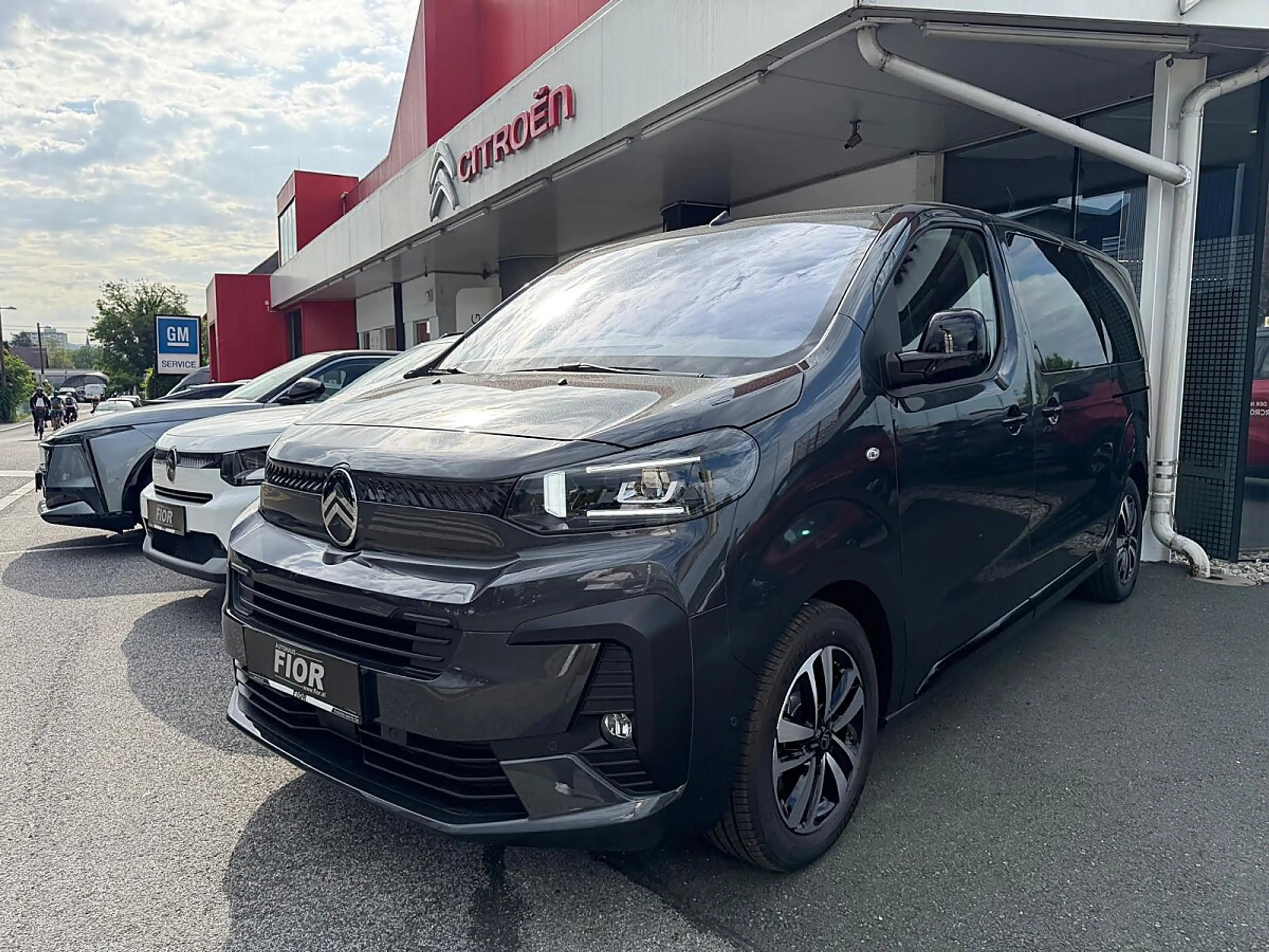 Citroen Spacetourer Diesel 180 S&S EAT8 M Business (C4800)