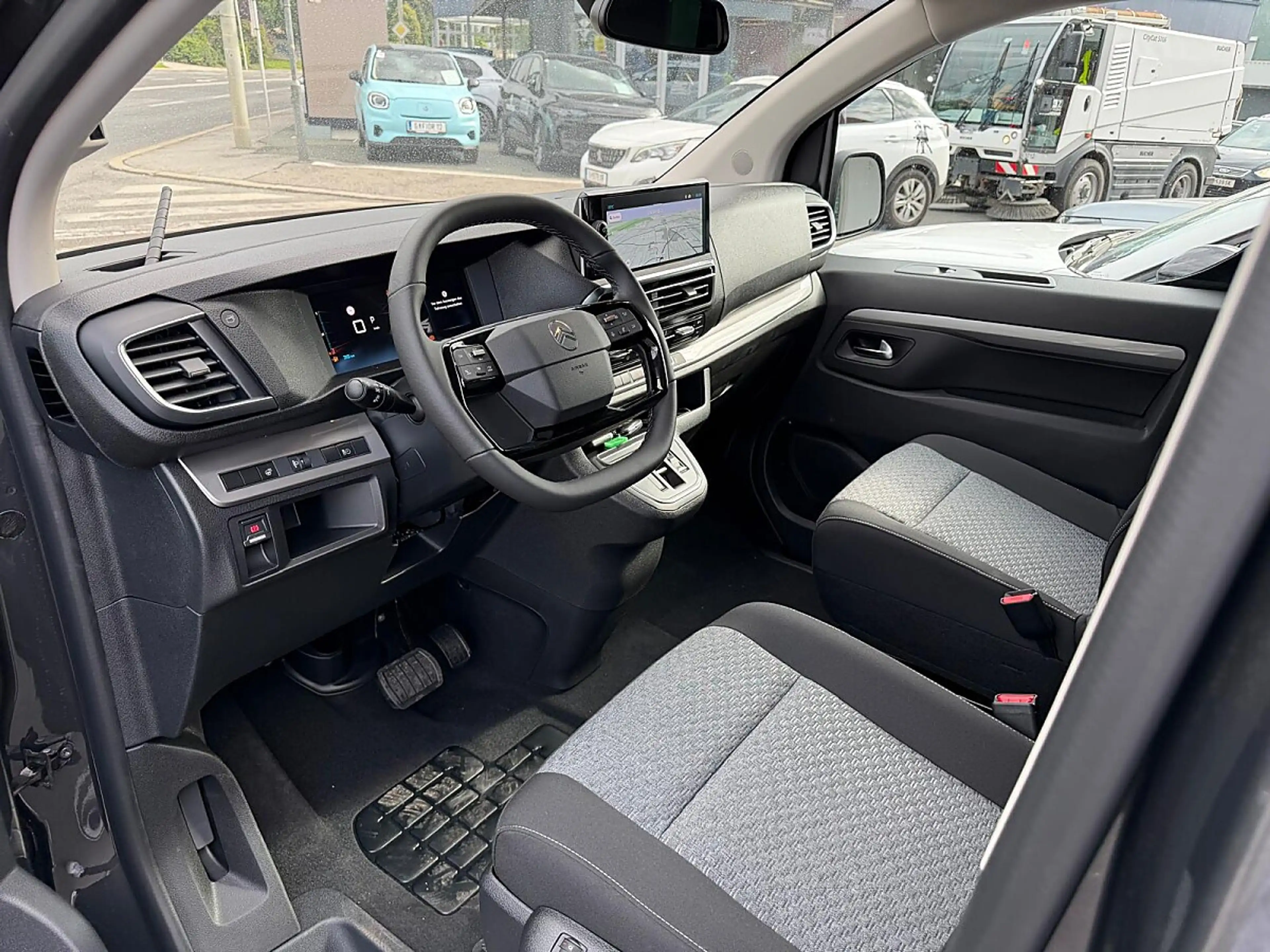 Citroen Spacetourer Diesel 180 S&S EAT8 M Business (C4800) — photo 9