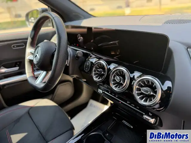 Mercedes-Benz Gla view 5
