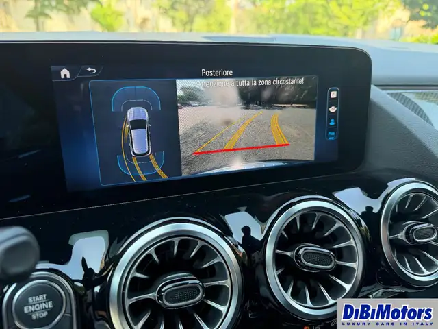 Mercedes-Benz Gla view 18