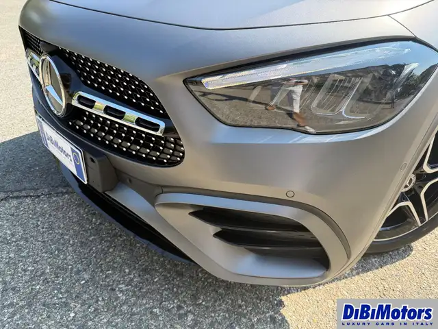 Mercedes-Benz Gla view 26